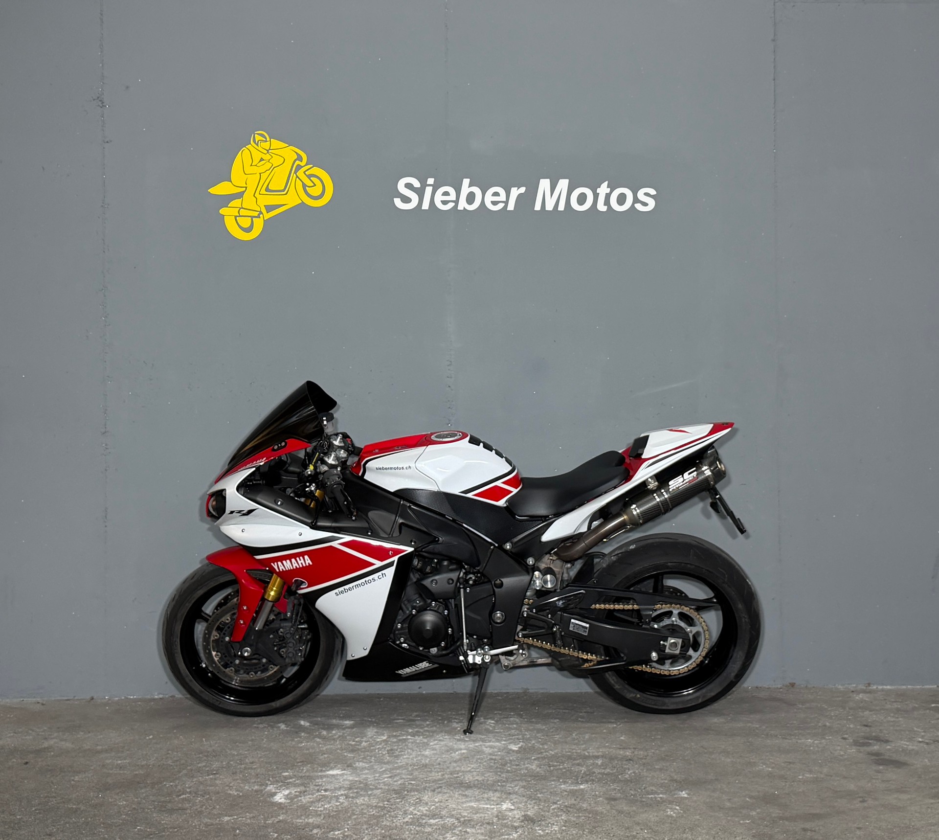 YAMAHA YZF-R1 50th Anniversary-image-2