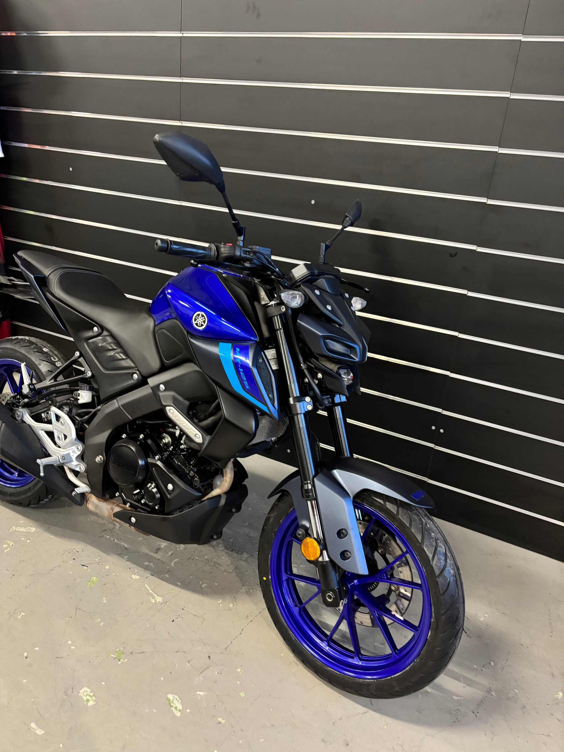 YAMAHA MT-125 ABS-image-2