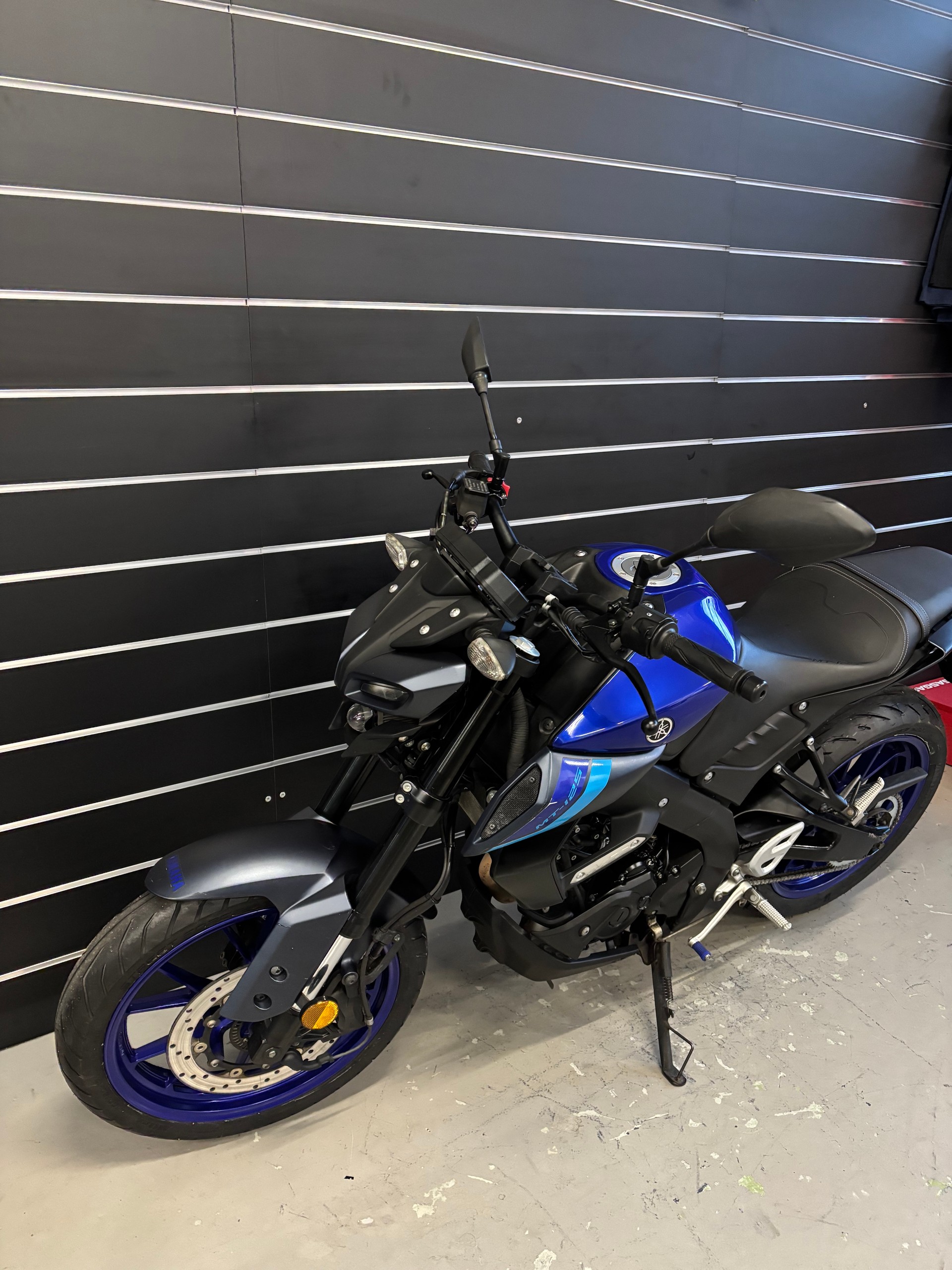 YAMAHA MT-125 ABS-image-4