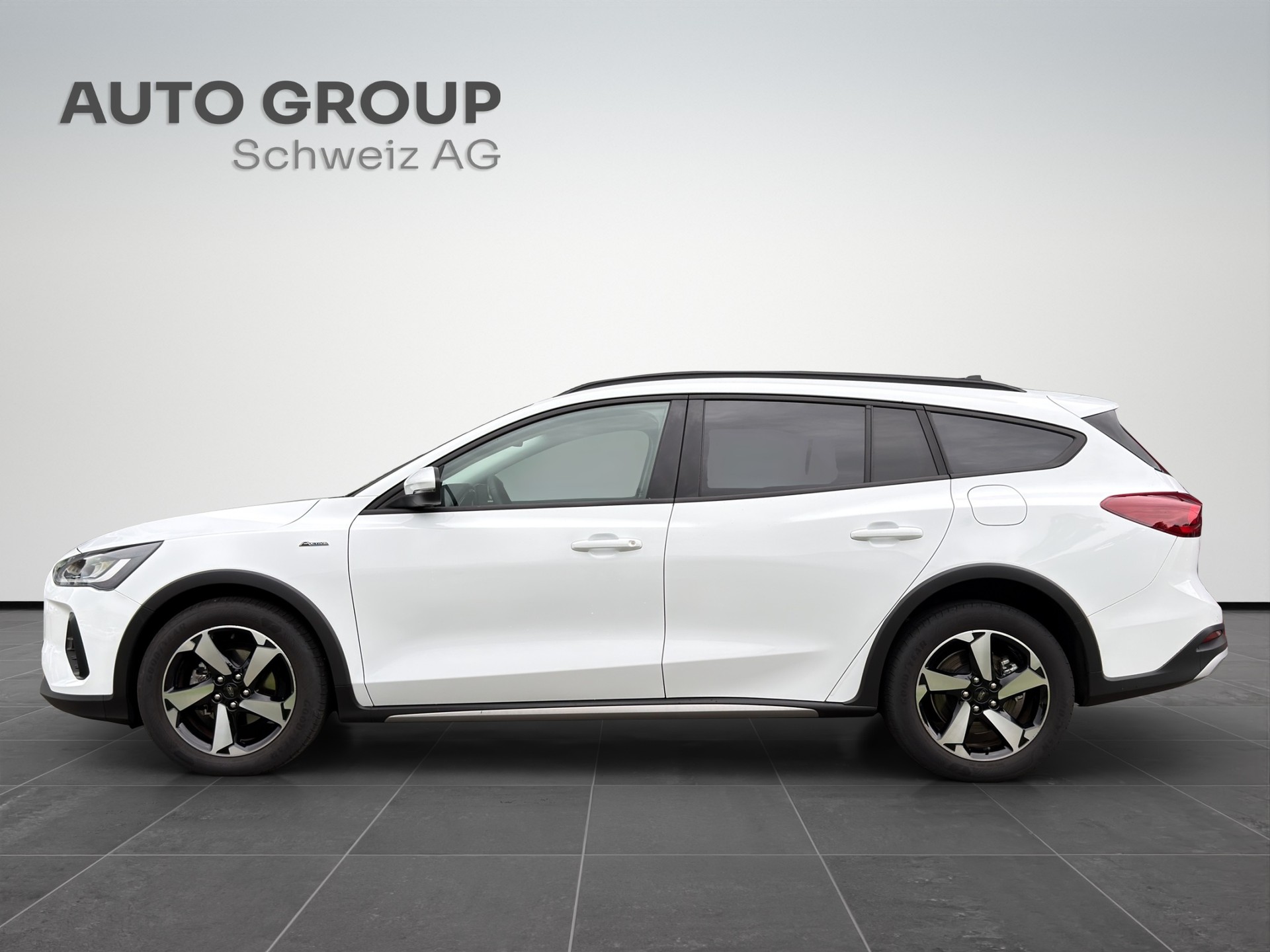 FORD Focus 1.0 MHEV Active Vignale Automat LEASING AB 309.73 CHF / MONAT-showroom-element-1