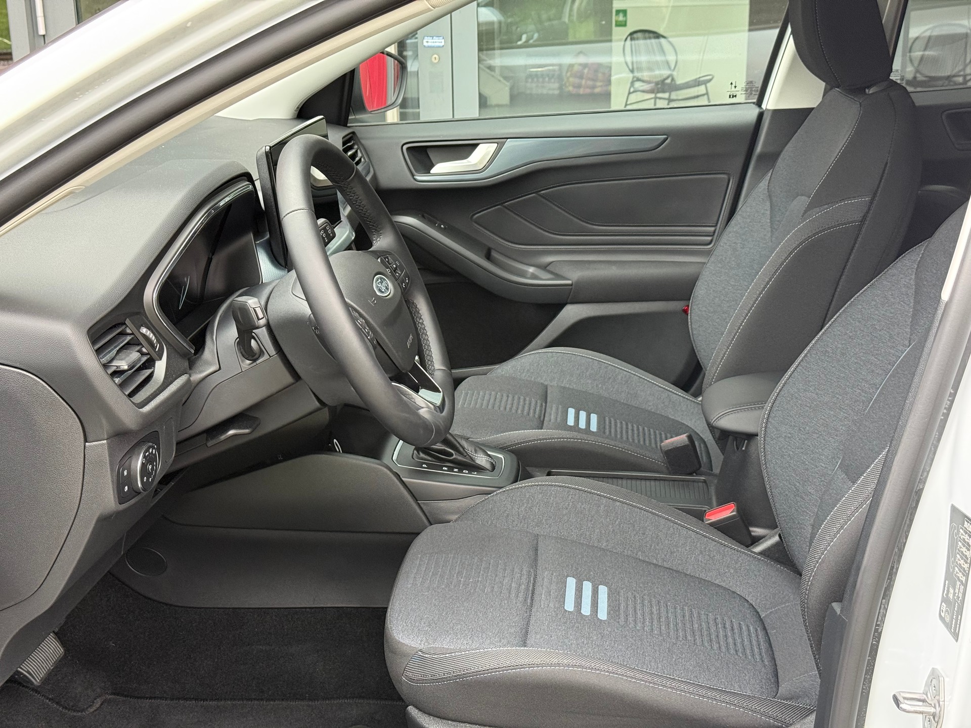 FORD Focus 1.0 MHEV Active Vignale Automat LEASING AB 309.73 CHF / MONAT-image-8