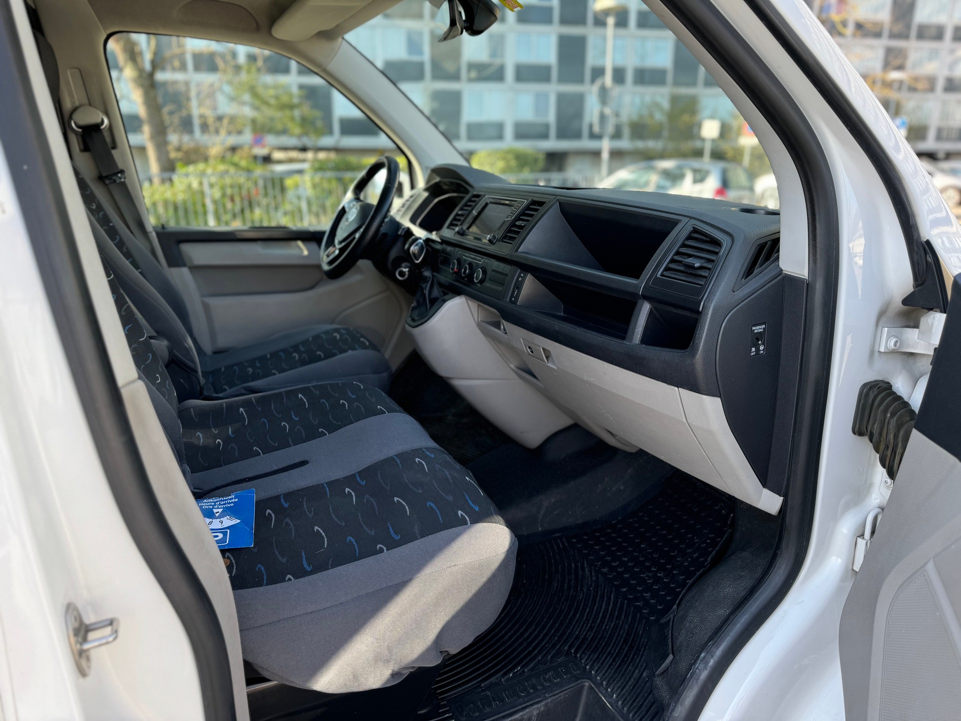 VW T6 2.0 Bi-TDI DSG-image-12