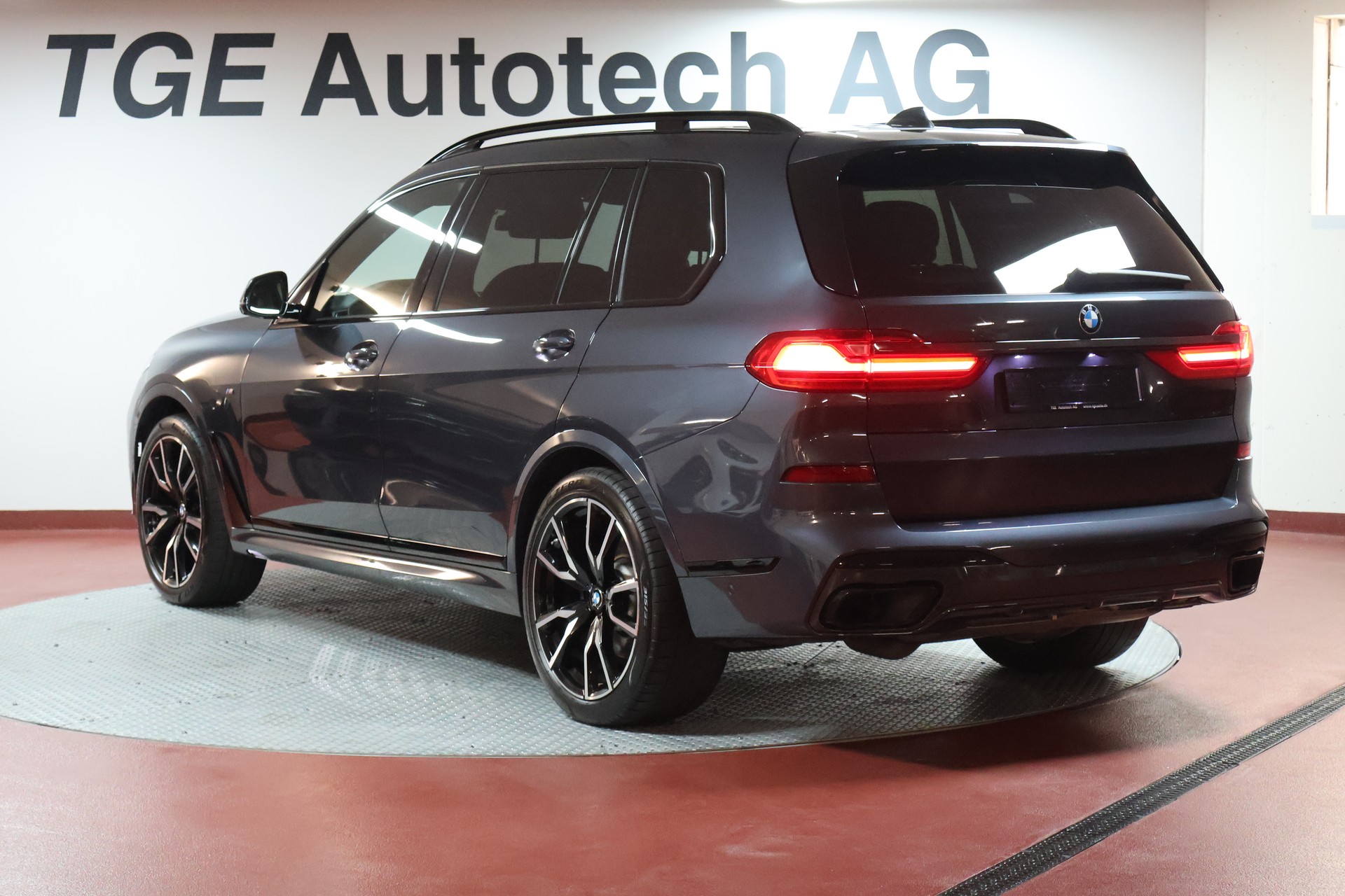 BMW X7 xDrive 48V 40d Steptronic M Sportpaket-image-19