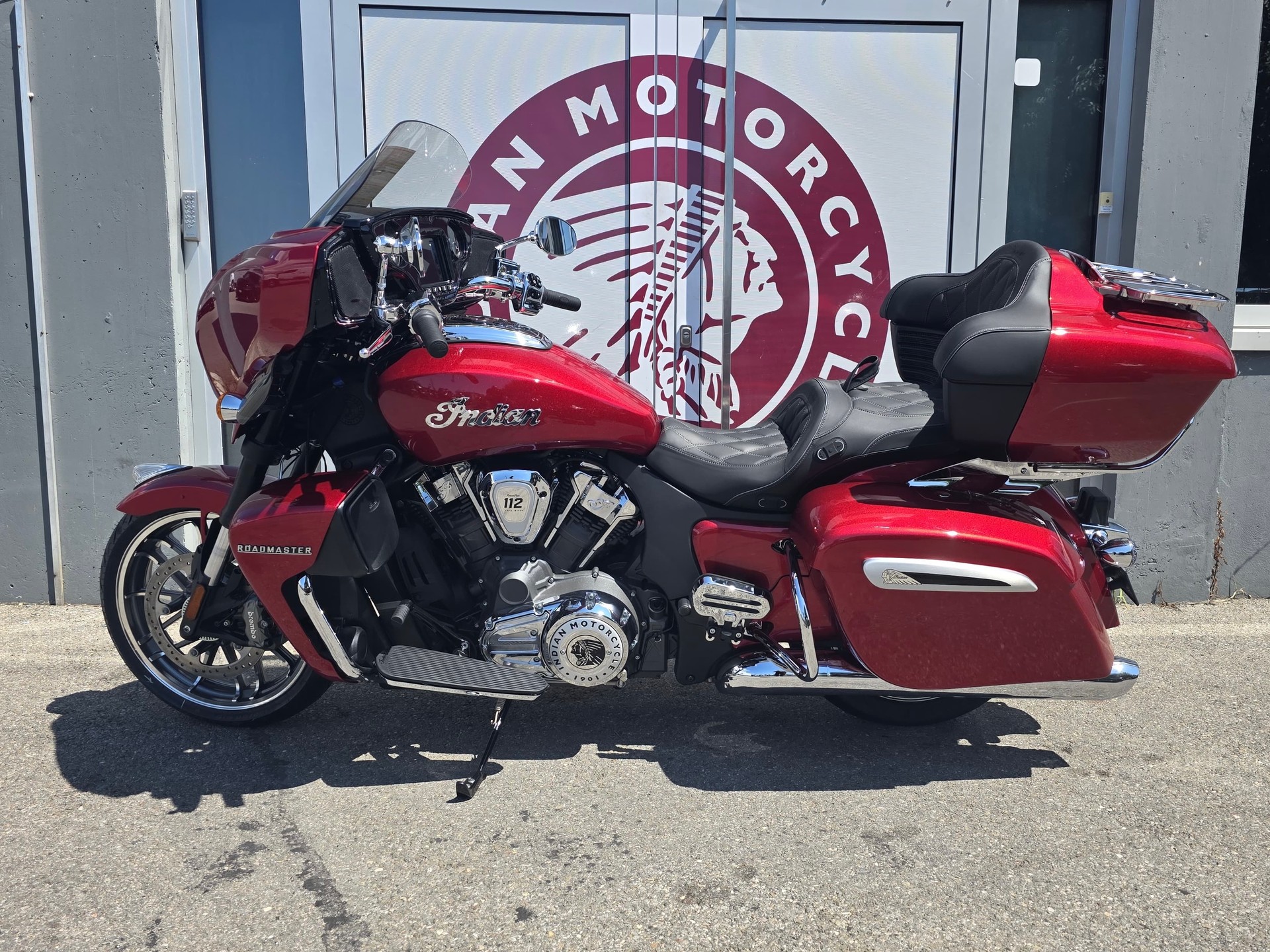 INDIAN Roadmaster Power Plus Limited-image-1