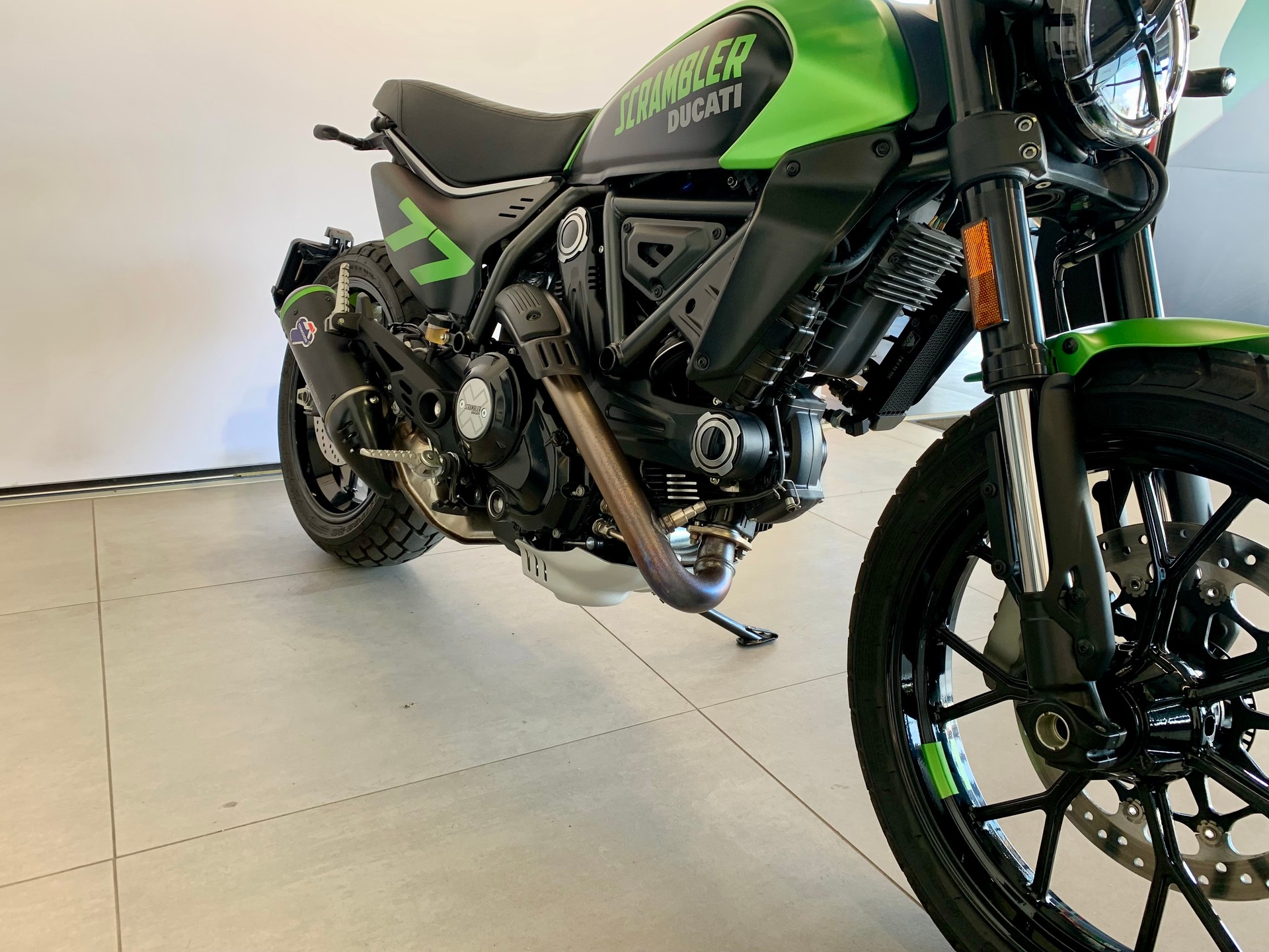 DUCATI Scrambler 803 Full Throttle-image-6
