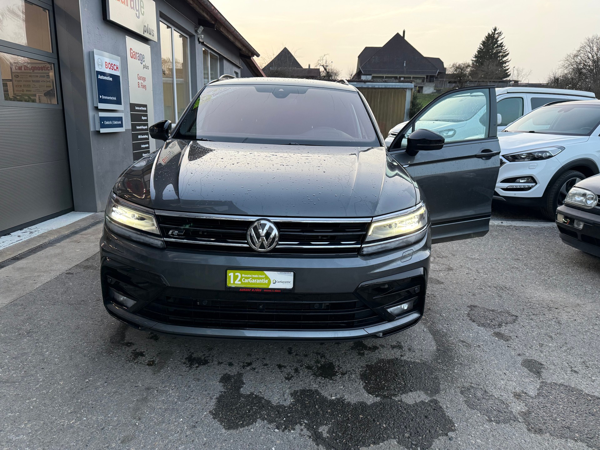 VW Tiguan 2.0 TDI SCR Highline 4Motion DSG-showroom-element-2