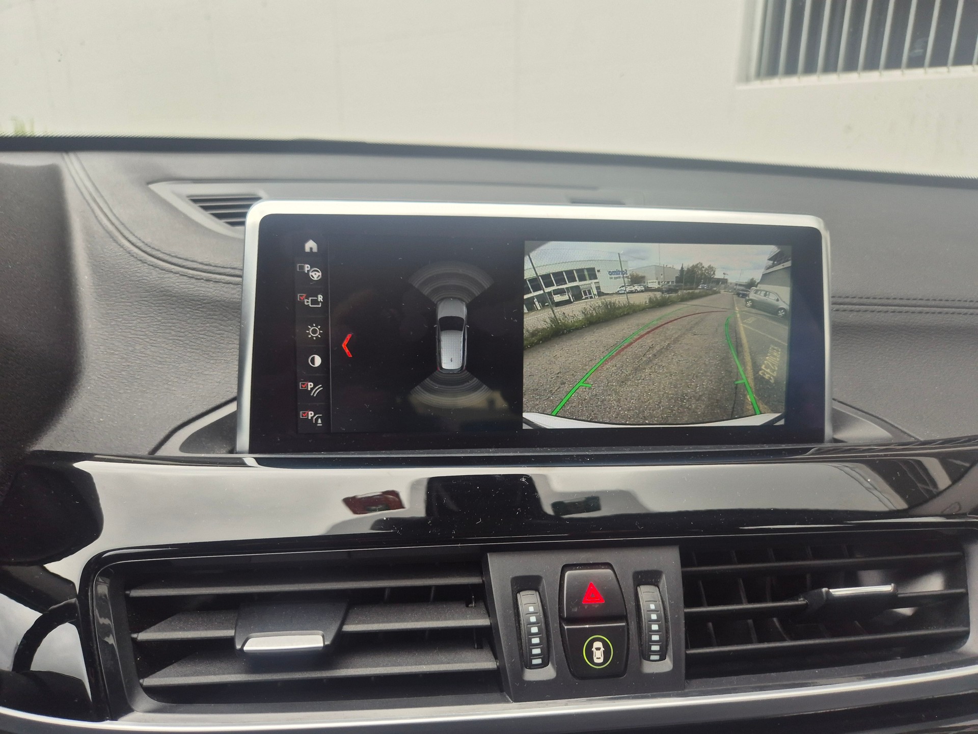 BMW X1 xDrive 18d xLine Steptronic-image-13
