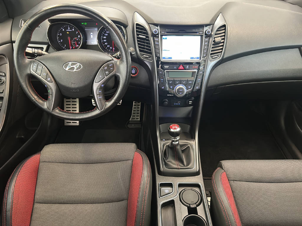 HYUNDAI i30 1.6 Turbo Vertex-image-4