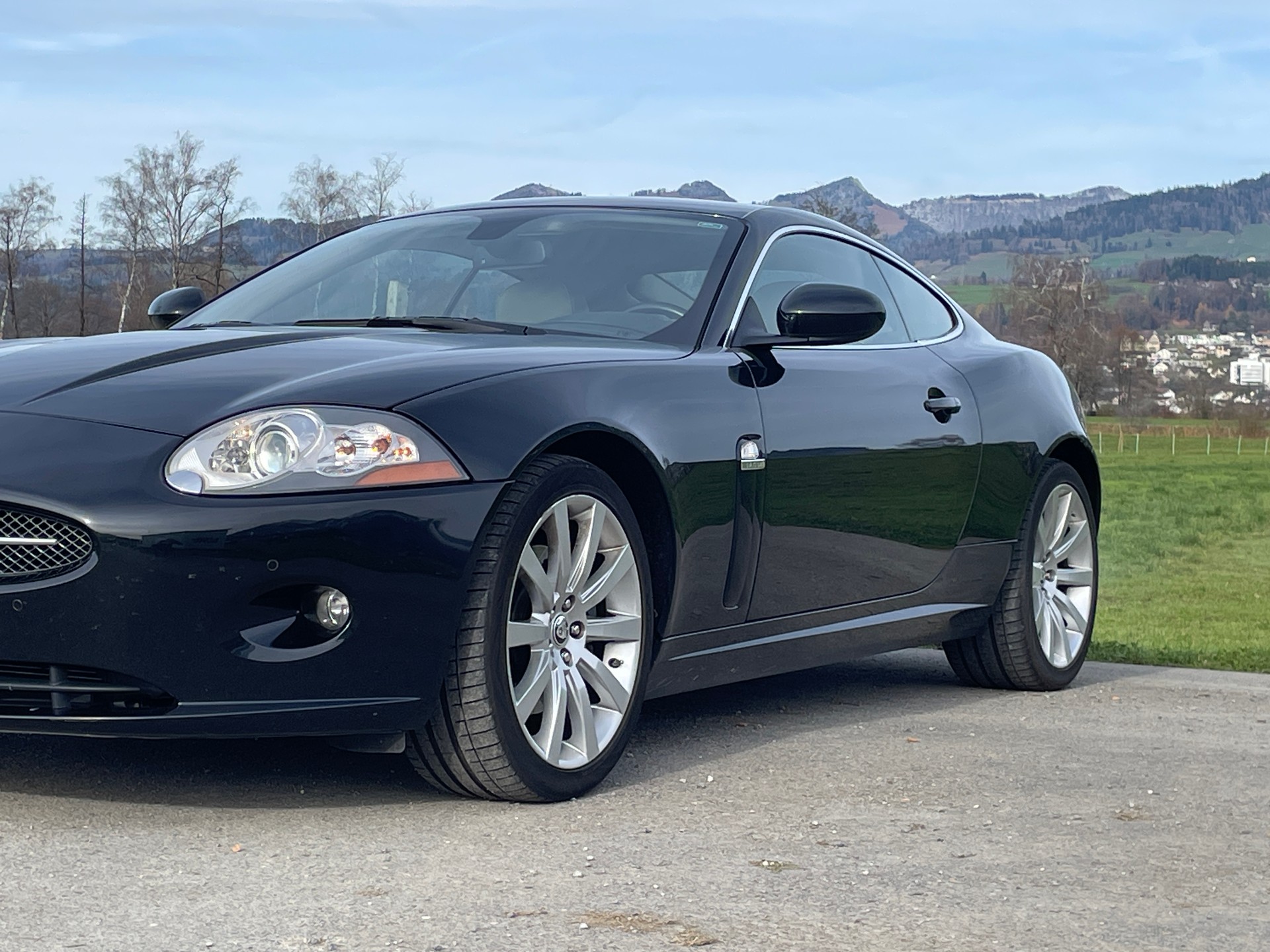 JAGUAR XK 4.2 V8 Automatic-image-4