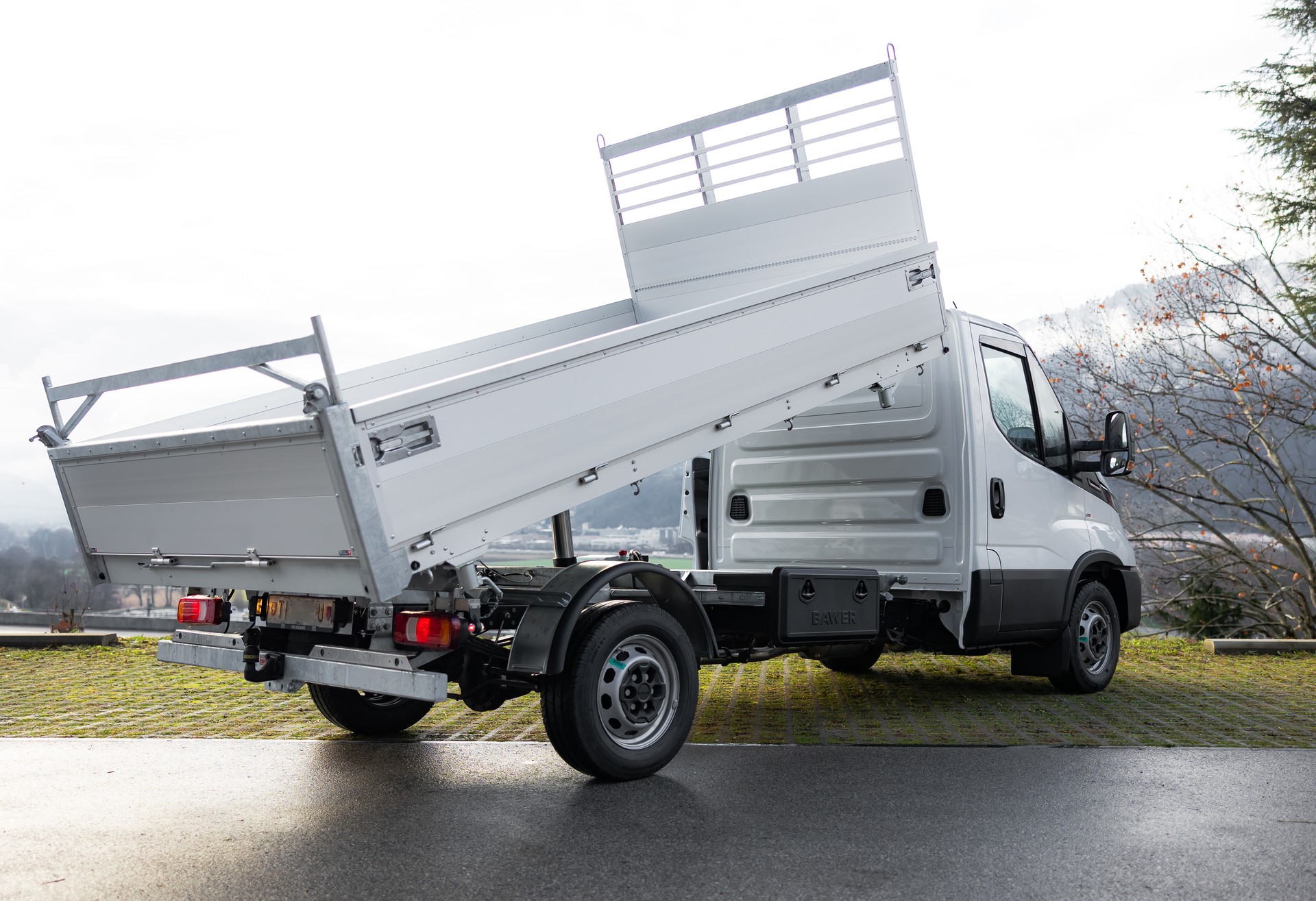 IVECO 35 S 18H A8-F30C Seitenkipper mit AHK-image-5