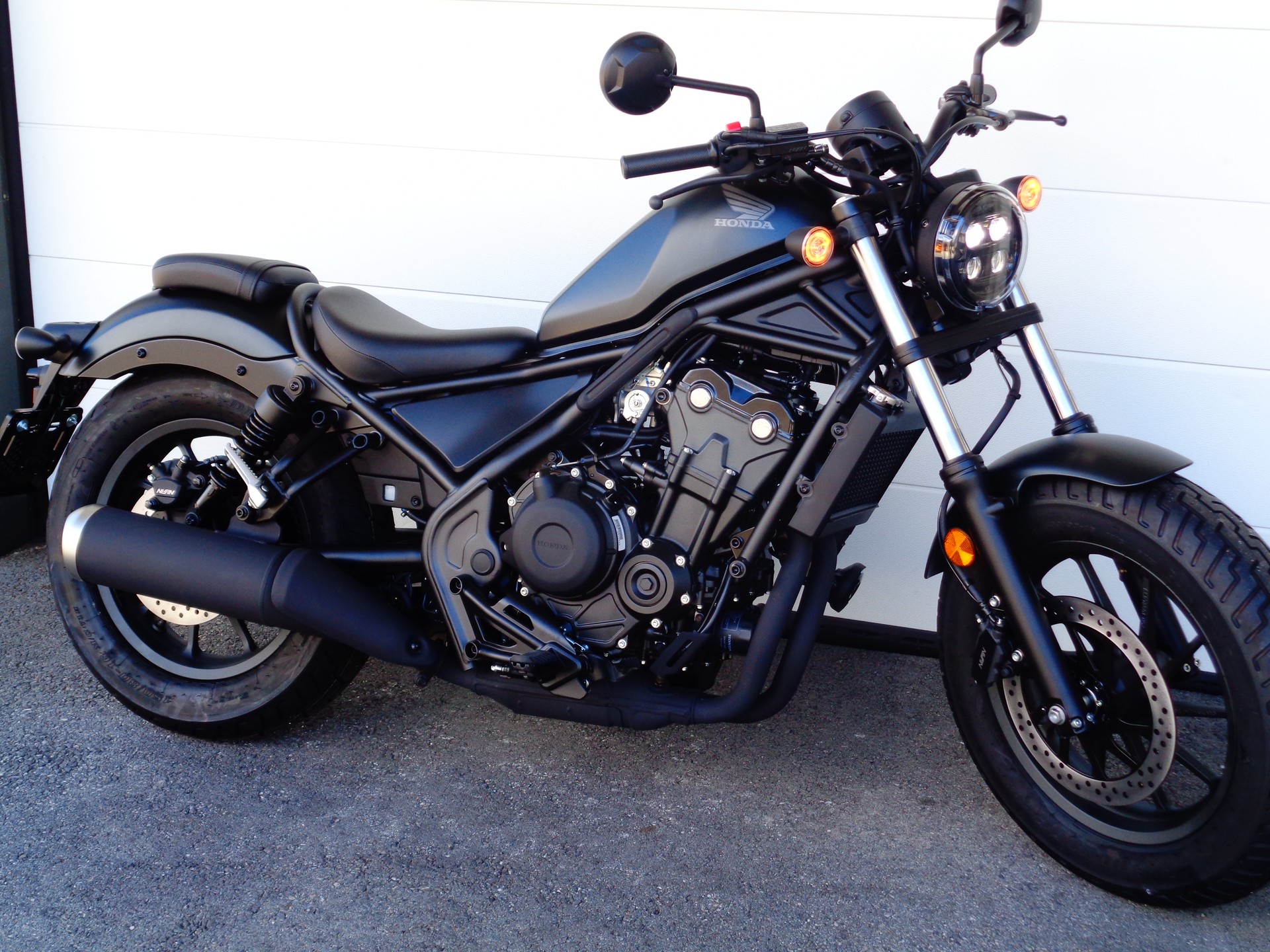 HONDA CMX500 Rebel-image-1