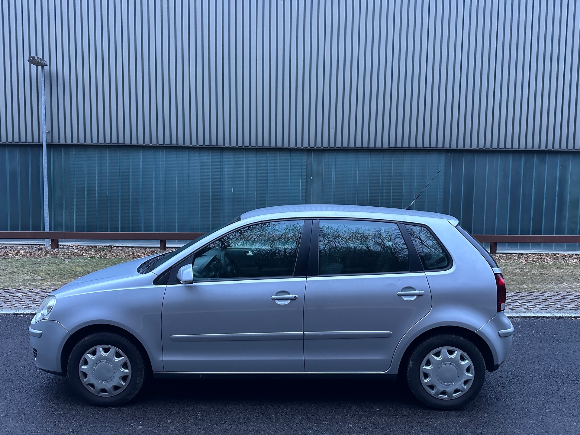VW Polo 1.4 16V Comfortline-image-7