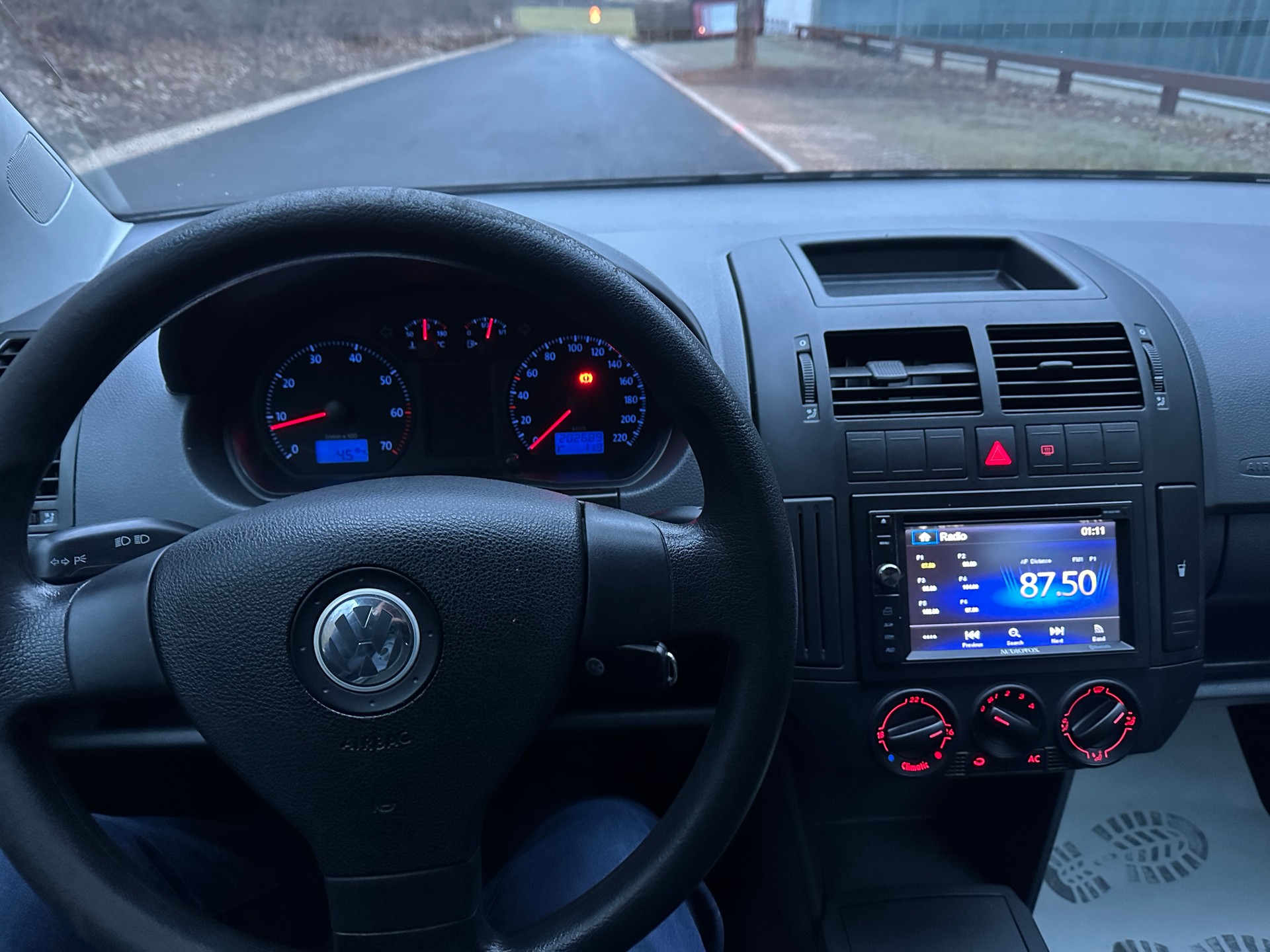 VW Polo 1.4 16V Comfortline-image-13