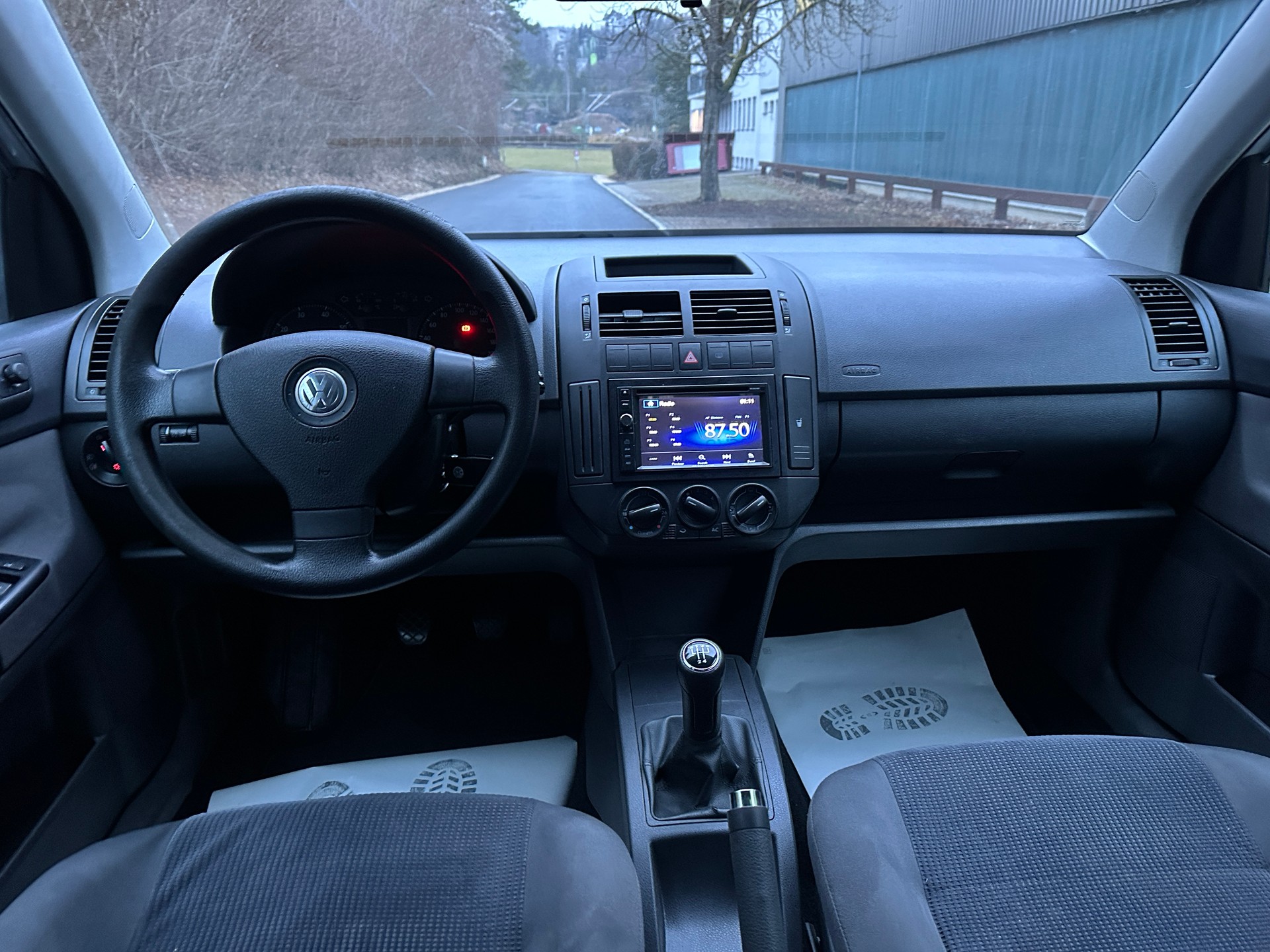 VW Polo 1.4 16V Comfortline-image-10