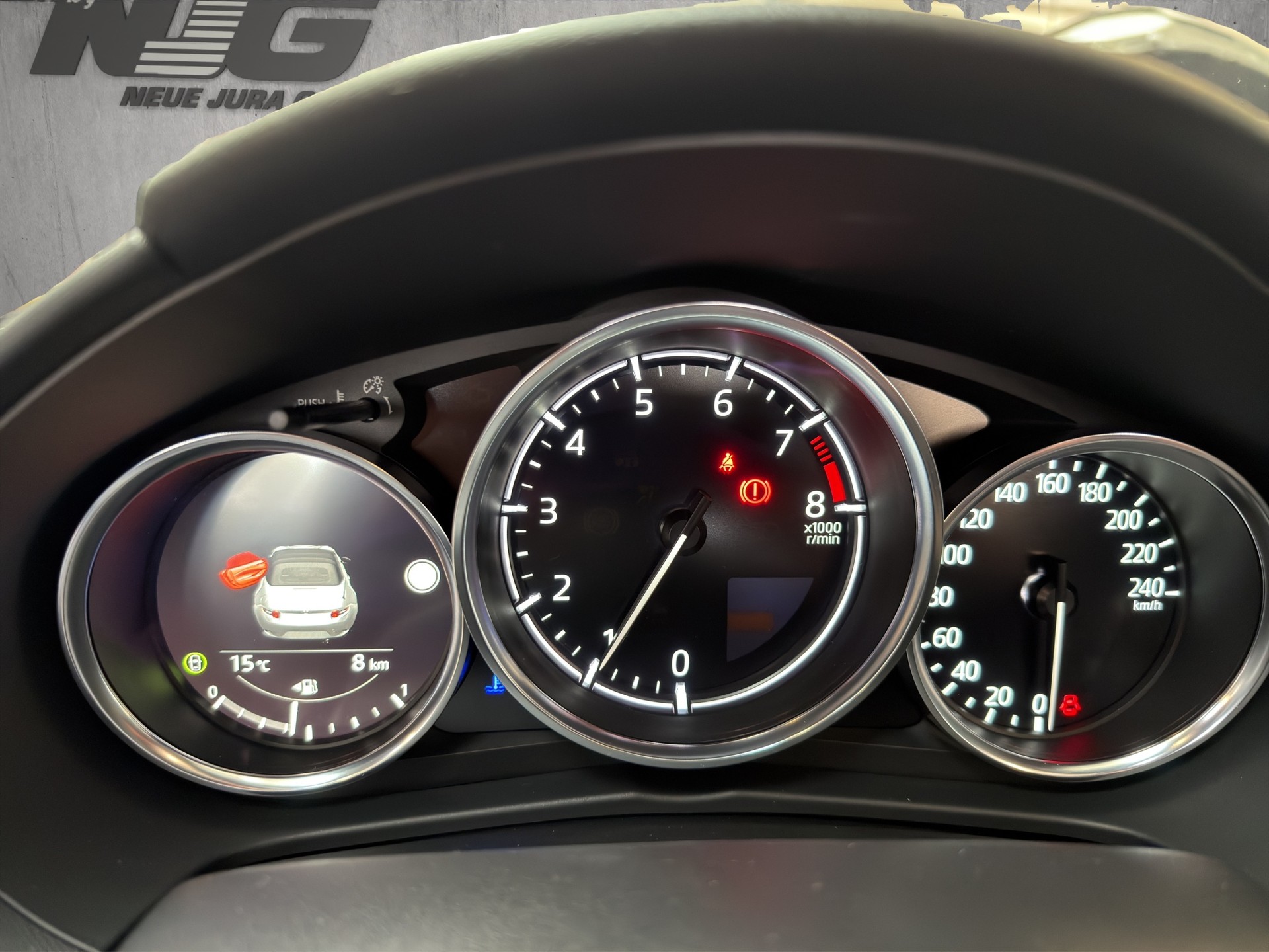 MAZDA MX-5 Skyactiv-G 132 Exclusive-line-image-10