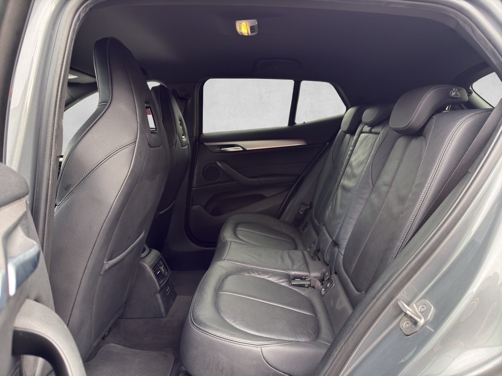 BMW X2 xDrive 20i M Sport-image-16