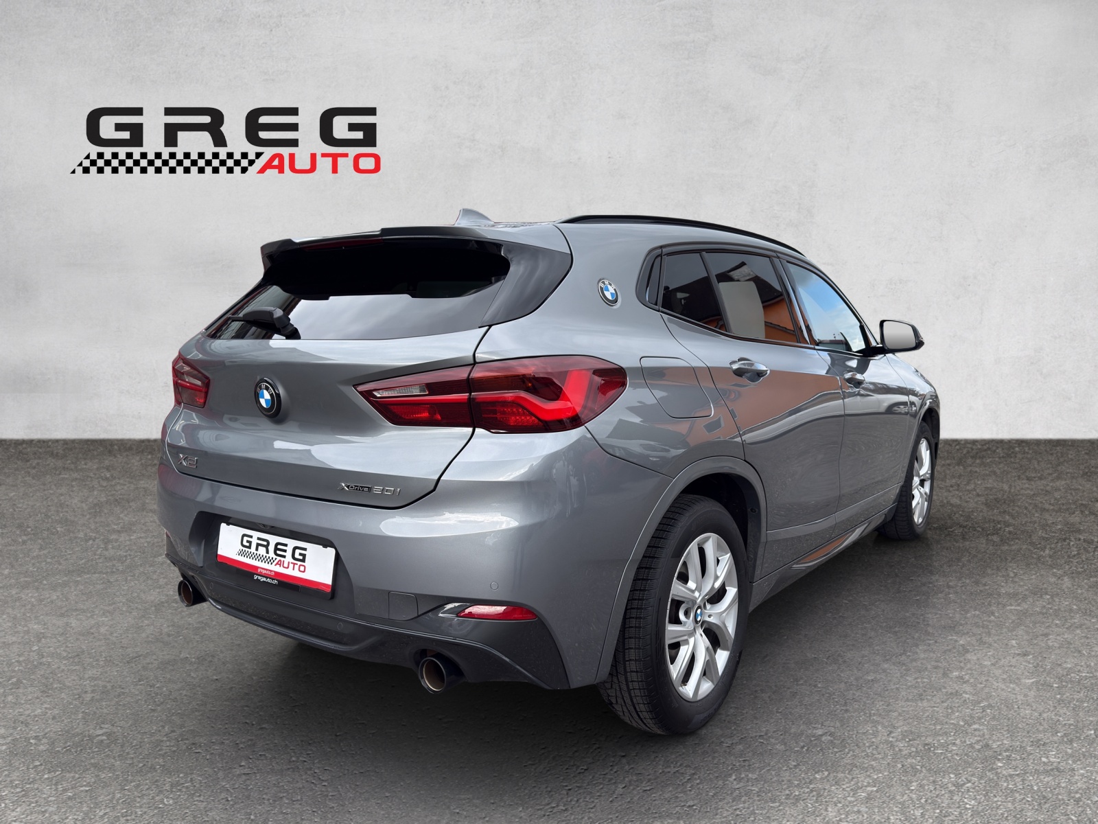 BMW X2 xDrive 20i M Sport-showroom-element-3