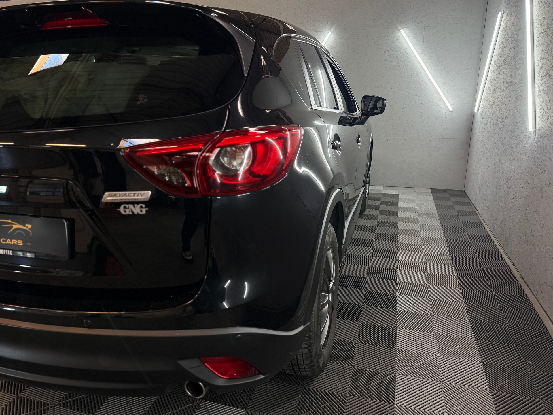 MAZDA CX-5 2.2 D HP Revolution AWD Automatic-image-16