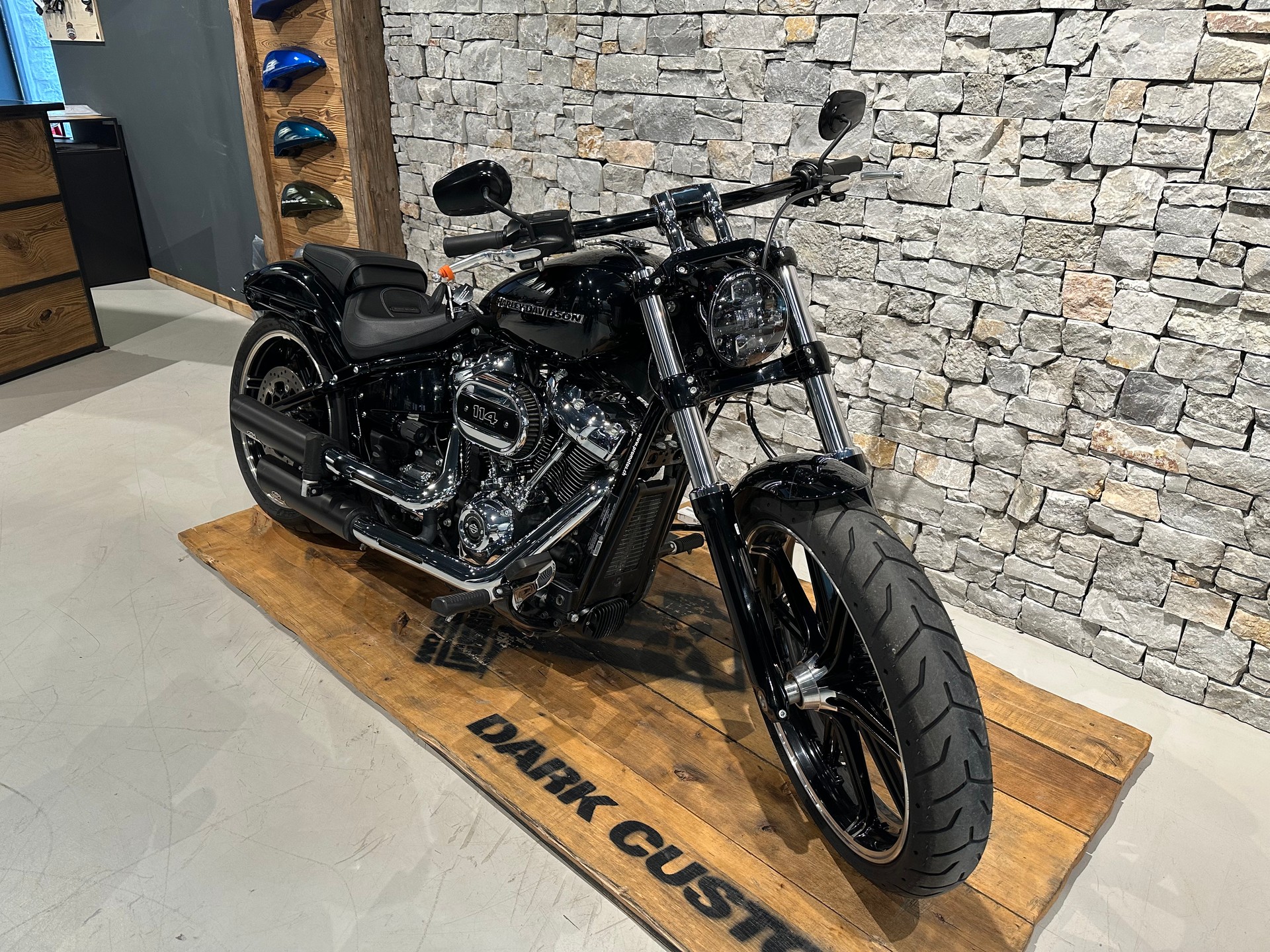 HARLEY-DAVIDSON FXBRS Breakout 114 ABS-image-1