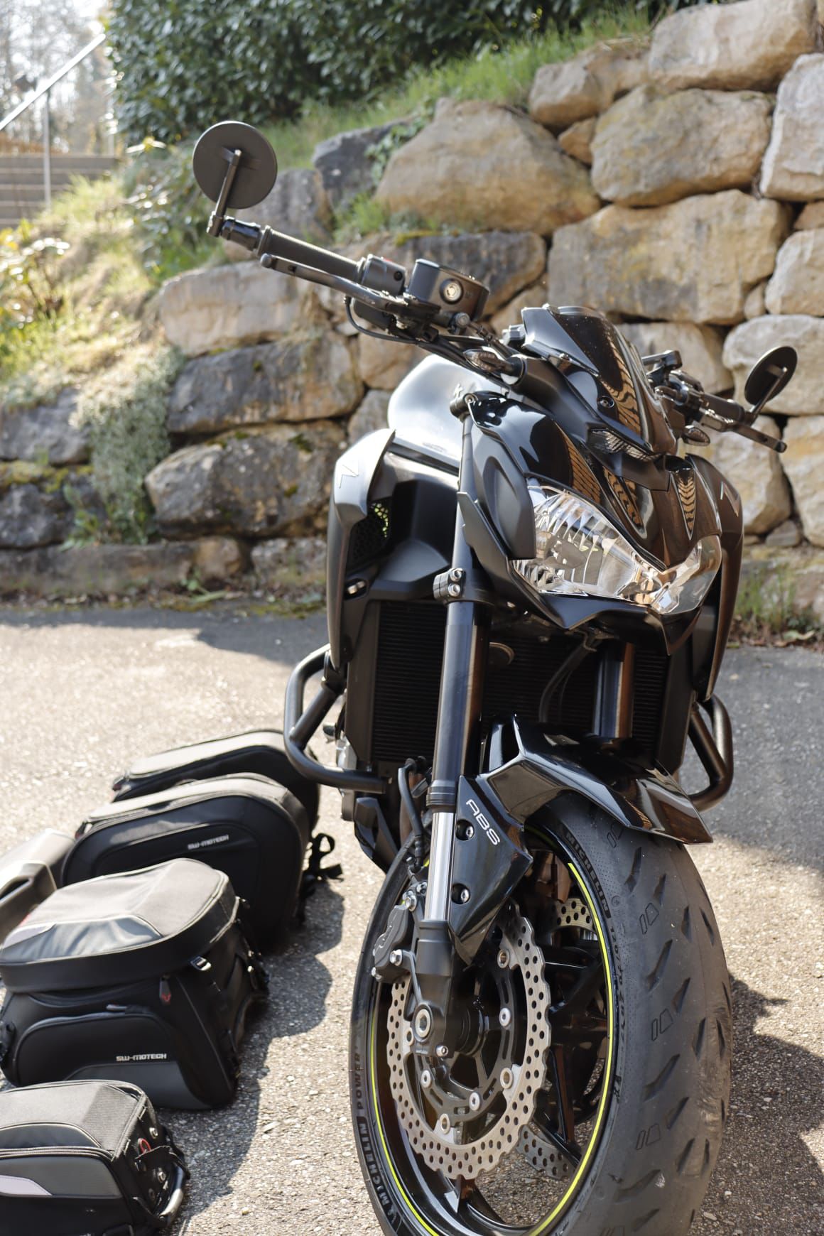KAWASAKI Z 900-image-6