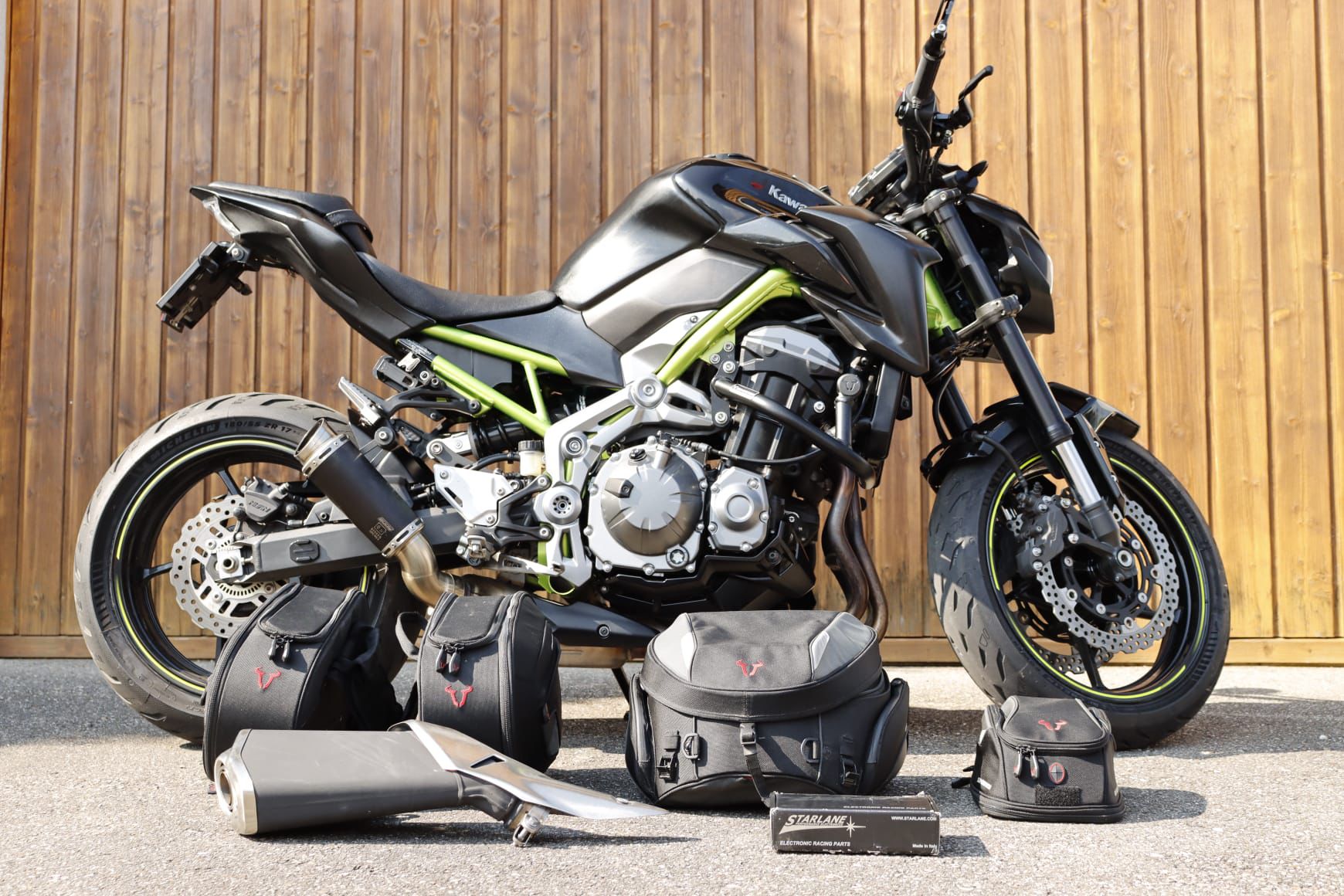 KAWASAKI Z 900-image-0