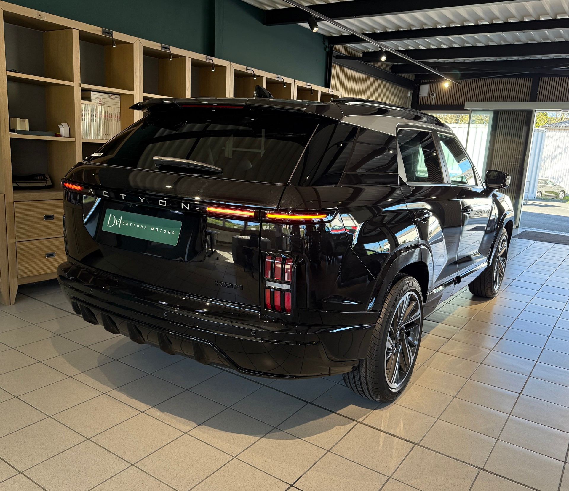 KGM-SsangYong Actyon 1.5 T GDI Titanium 4WD Automat-showroom-element-2