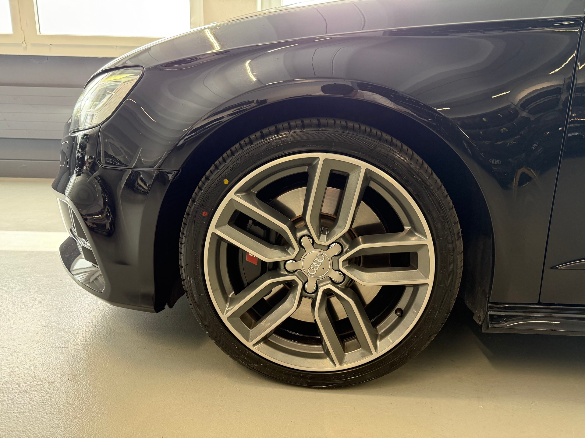 AUDI S3 Sportback 2.0 TFSI quattro S-tronic-image-20