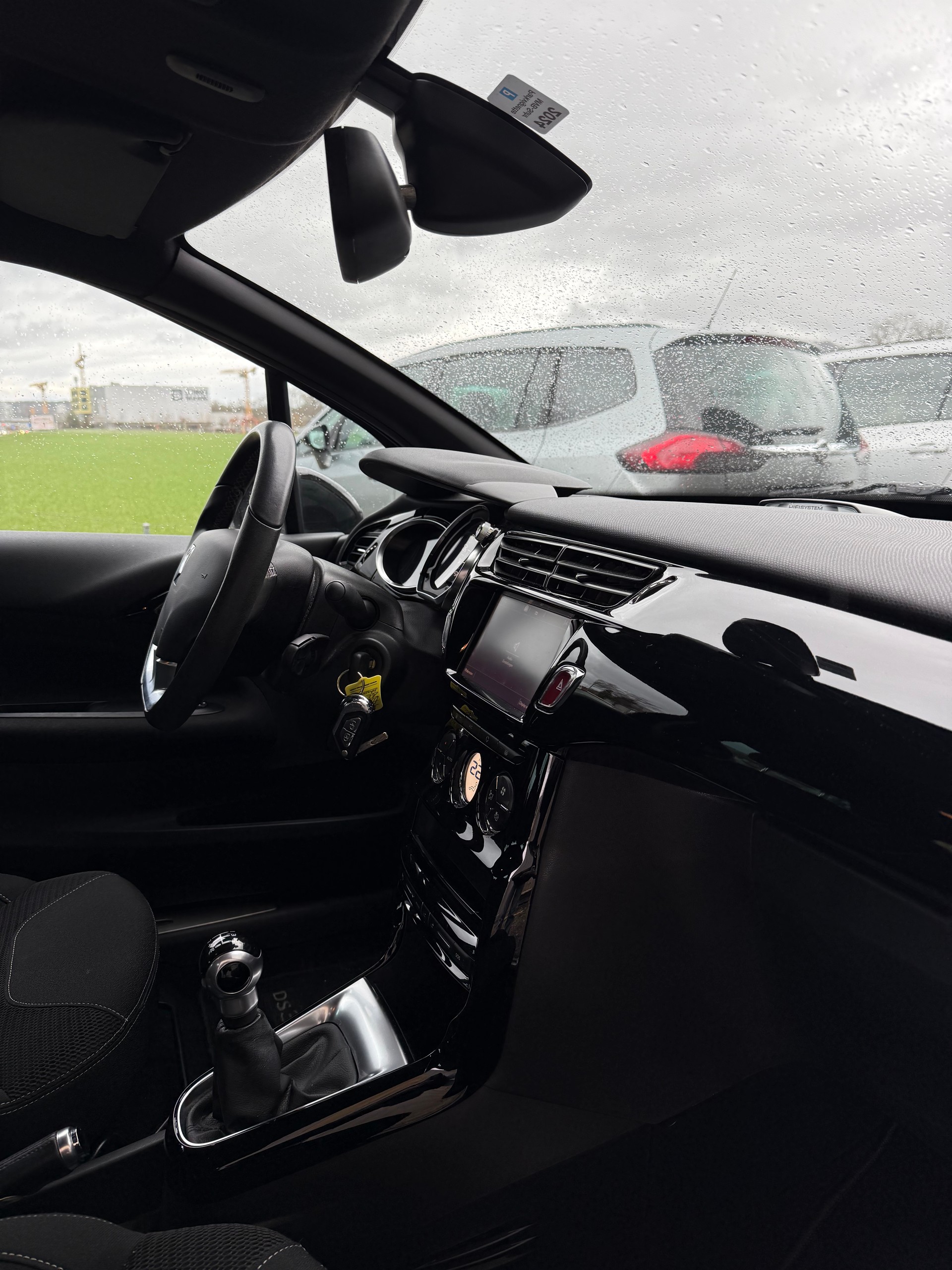 DS AUTOMOBILES DS 3 1.2 PureTech SO Chic-image-11