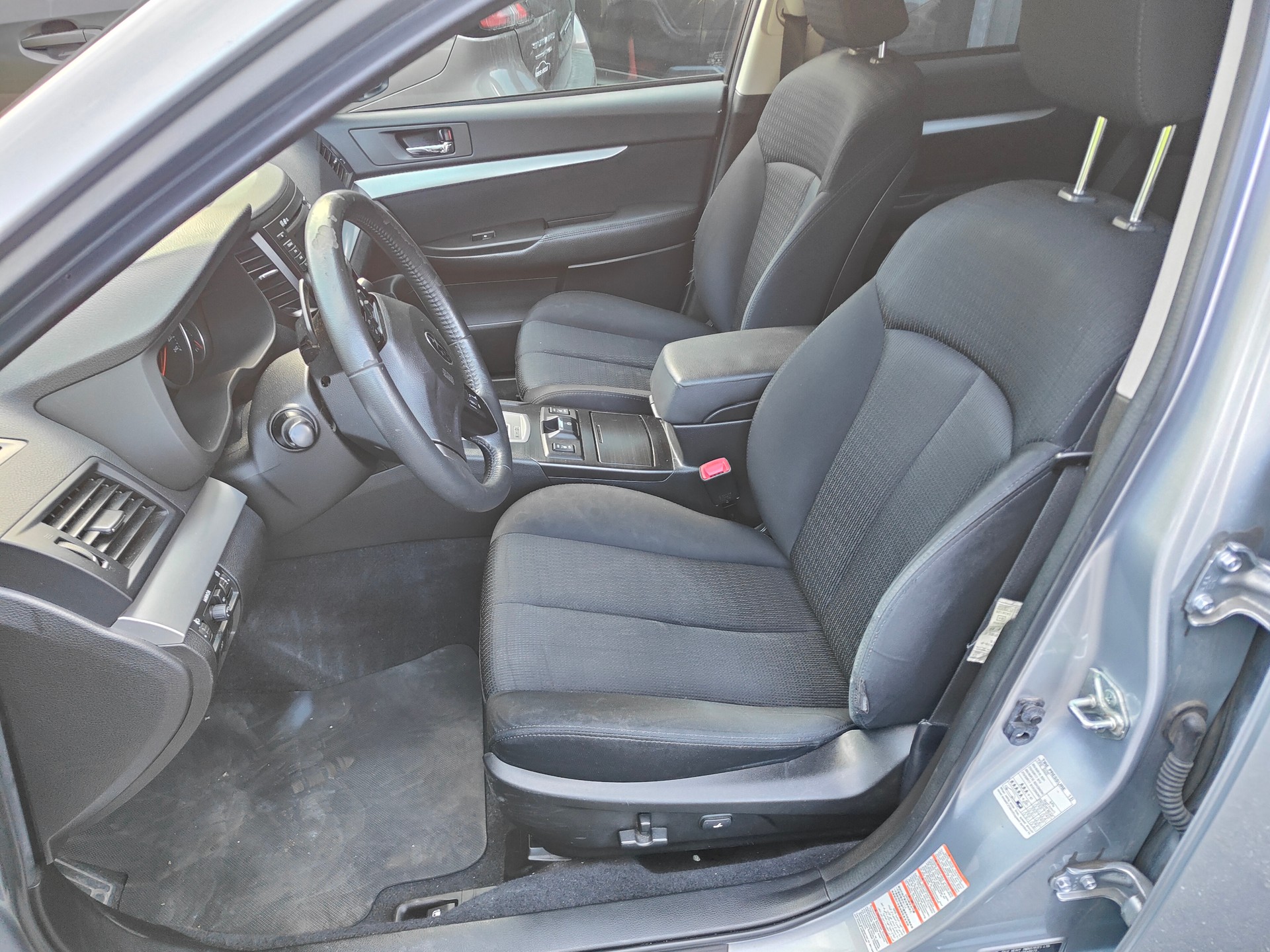 SUBARU Legacy 2.0i Swiss AWD Lineartronic-showroom-element-2