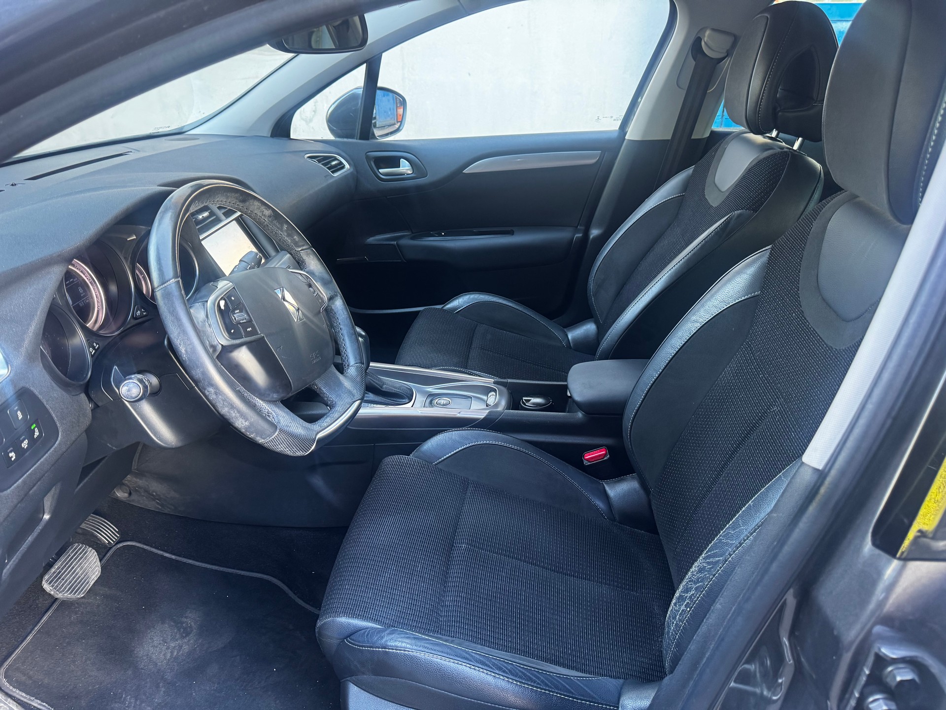 CITROEN C4 1.2 Pure Tech Shine Automatic-image-8