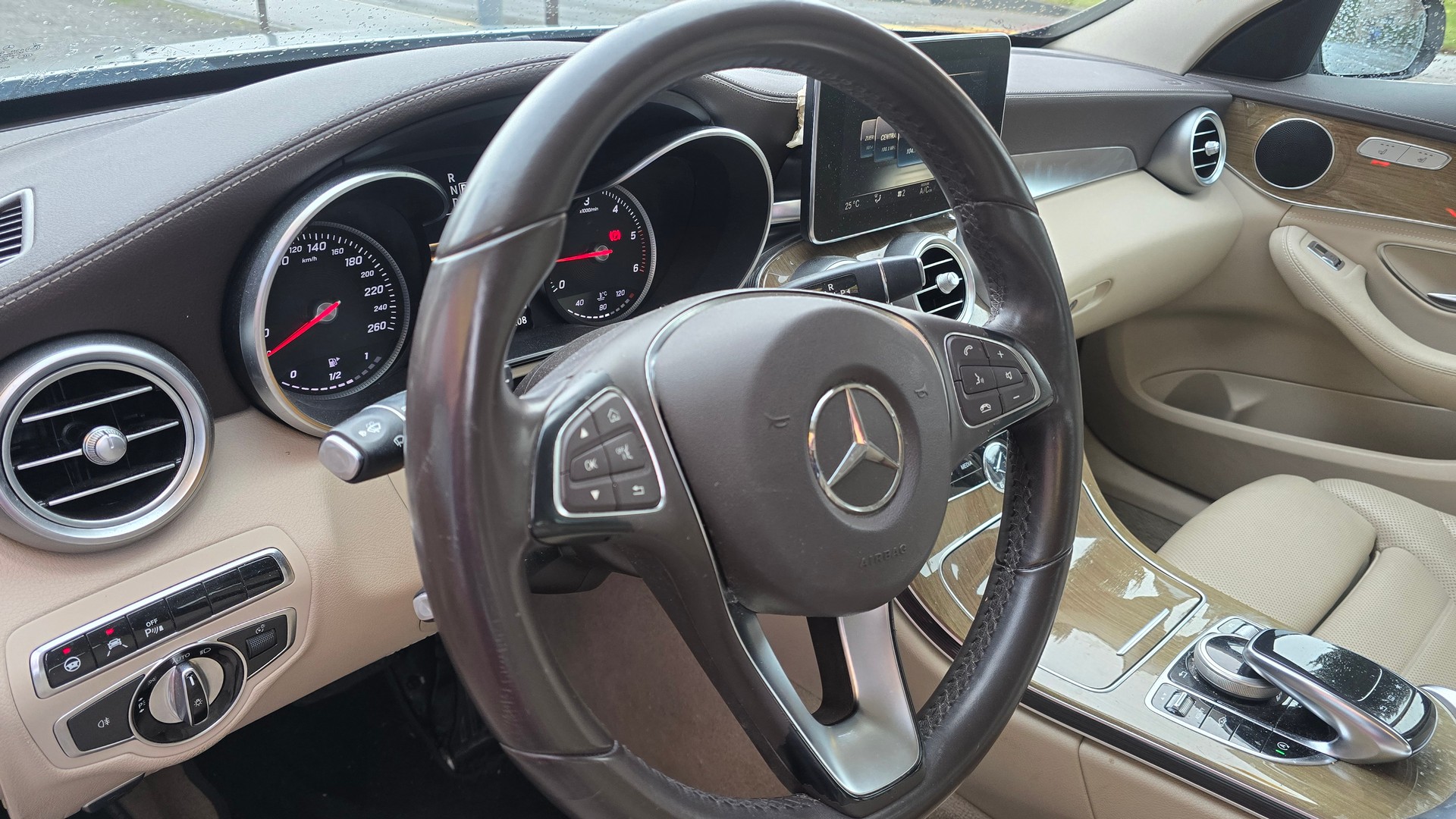 MERCEDES-BENZ C 250 BlueTEC 4Matic 7G-Tronic-image-13
