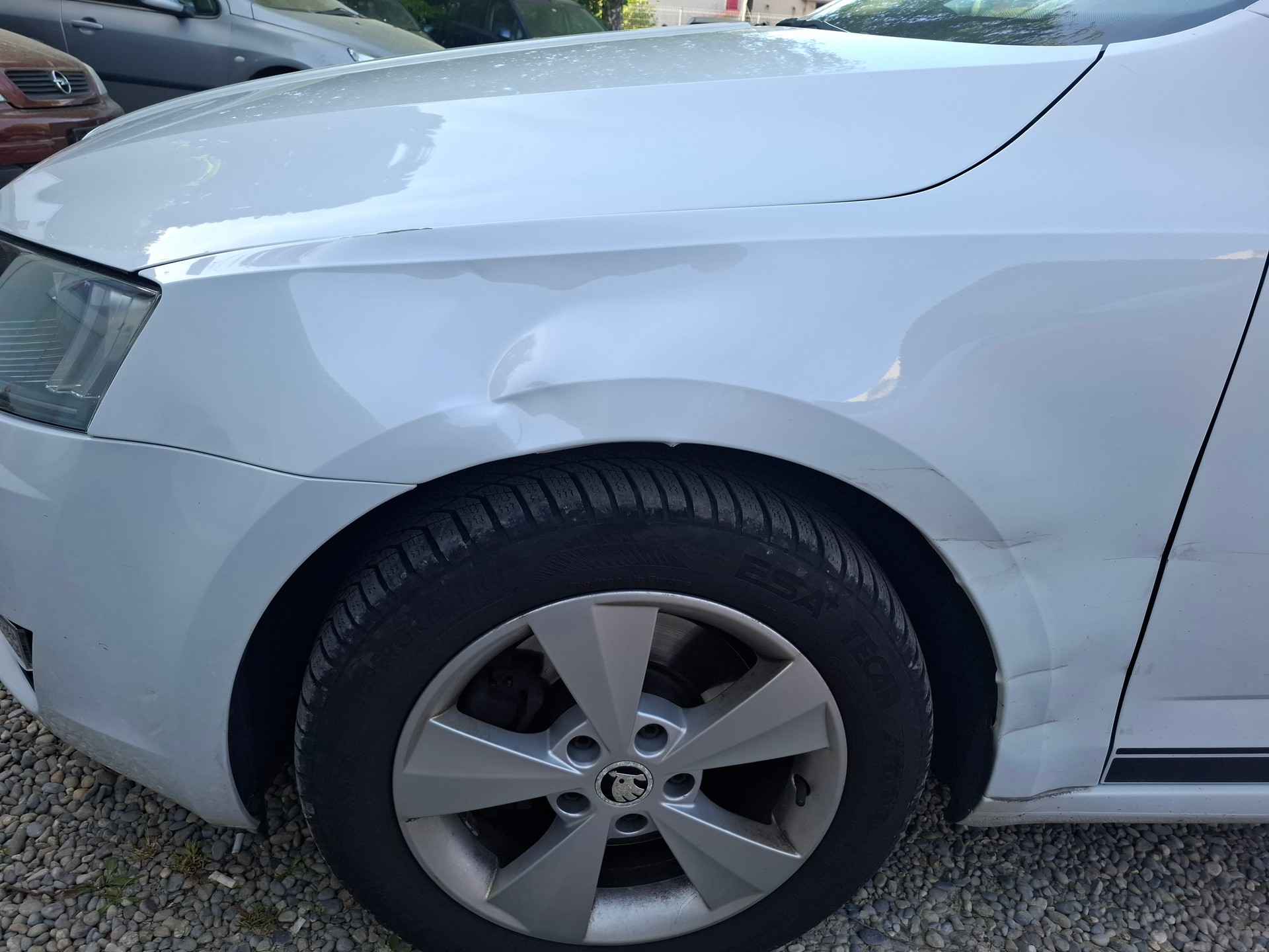SKODA Octavia Combi 1.8 TSI Swiss Edition 4x4 DSG-image-9