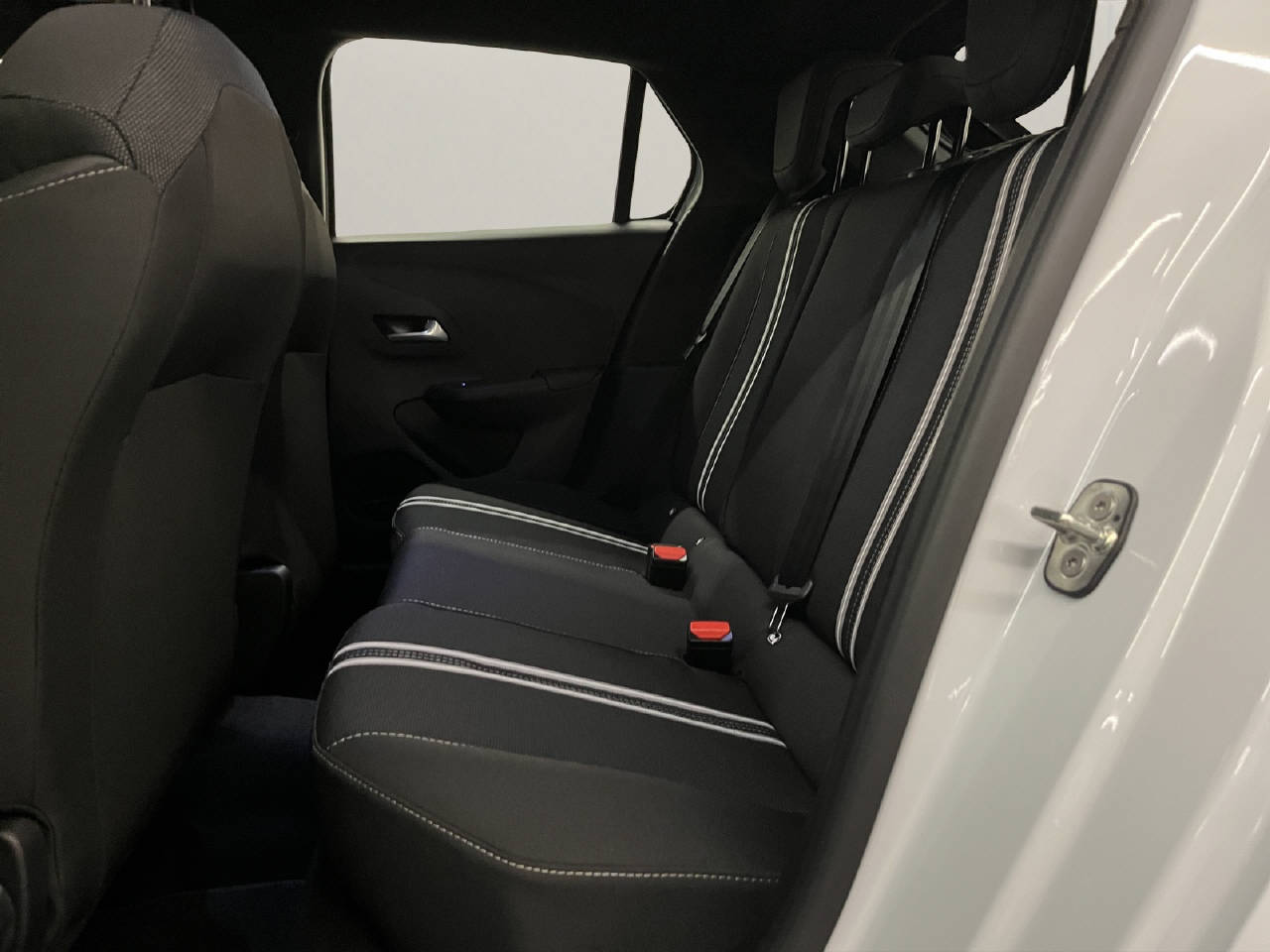 OPEL Corsa 1.2 T Hybrid Viva-image-10