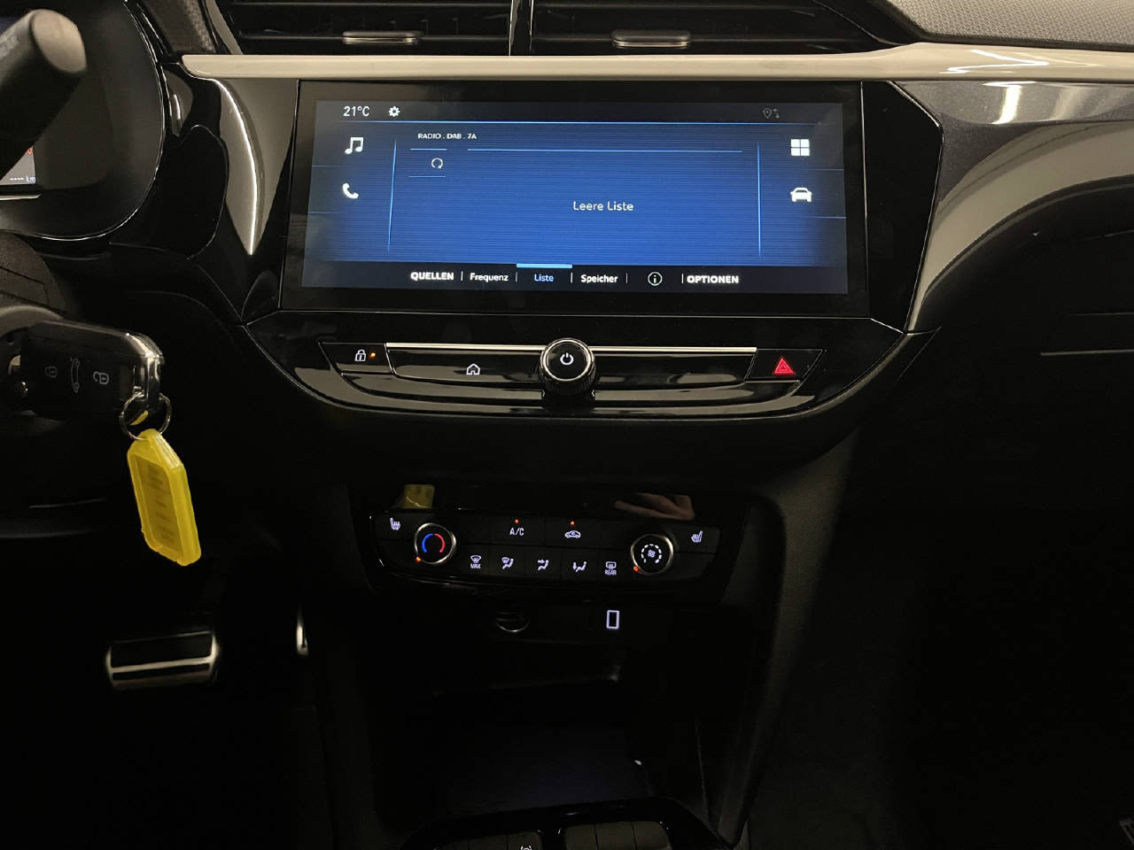 OPEL Corsa 1.2 T Hybrid Viva-image-7