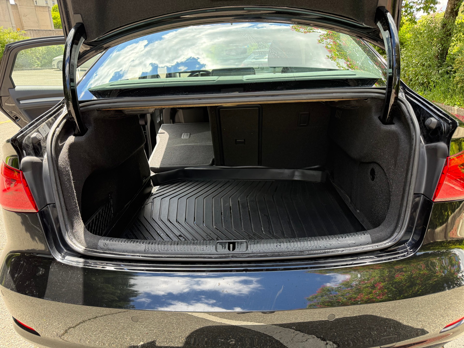 AUDI A3 Limousine 1.4 TFSI Ambition S-tronic-image-15