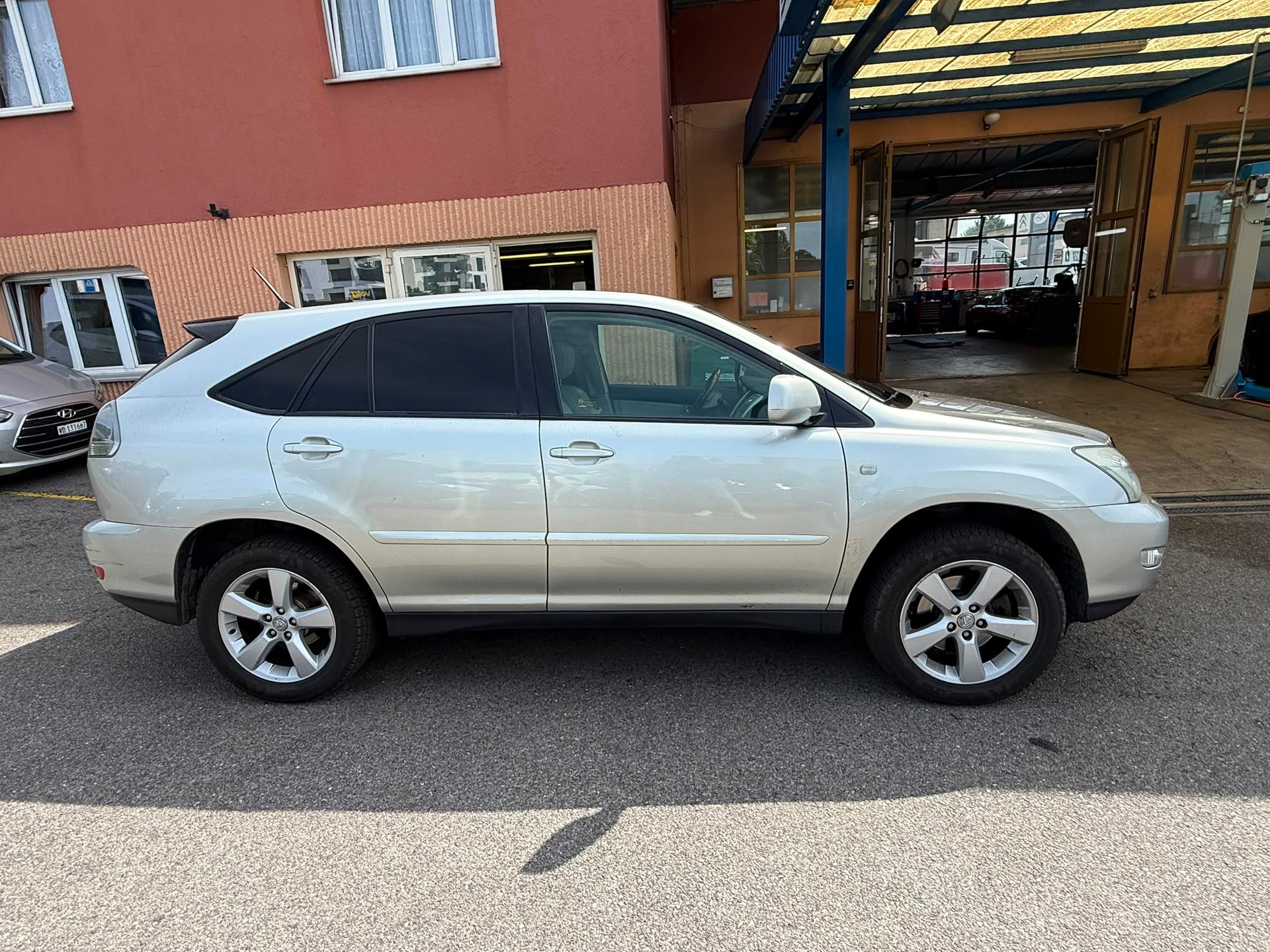LEXUS RX 300 Sport AWD Automatic-image-2