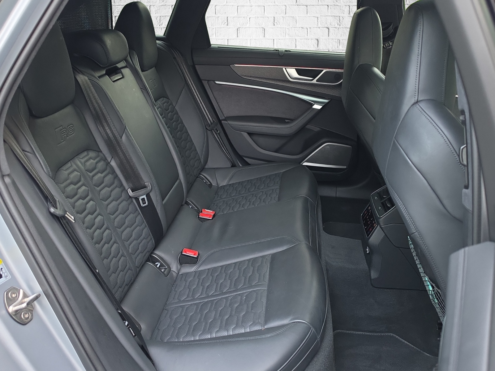 AUDI RS6 Avant 4.0 TFSI V8 Performance quattro-image-15