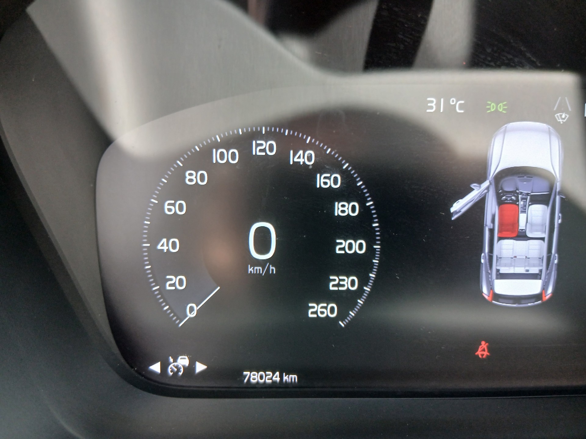 VOLVO XC40 T5 AWD Momentum Geartronic-image-9
