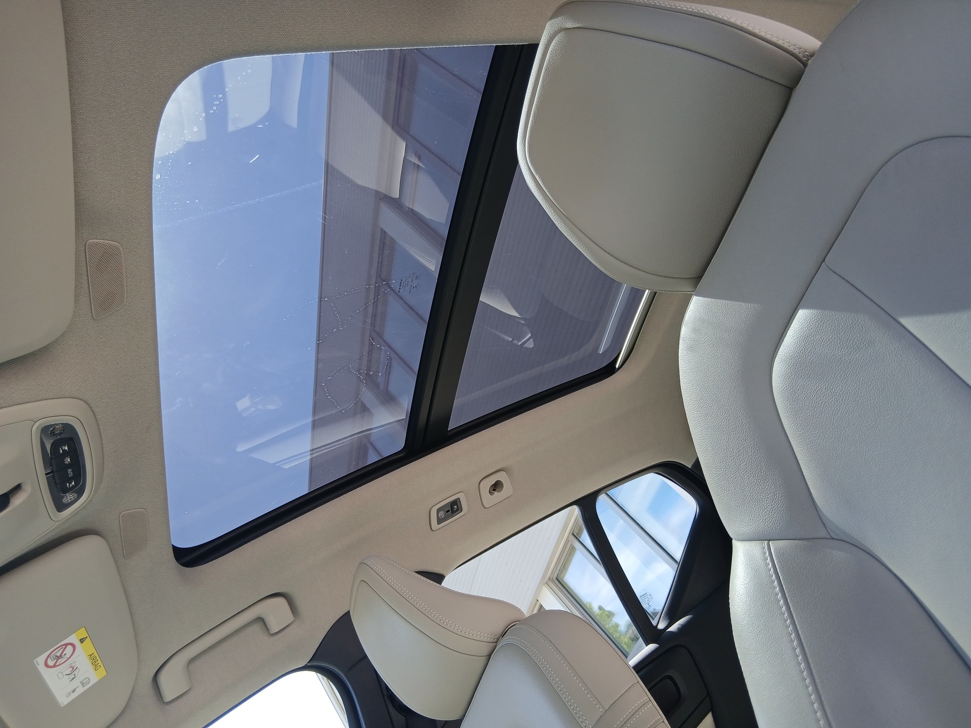 VOLVO XC40 T5 AWD Momentum Geartronic-image-10