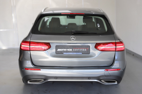 MERCEDES-BENZ E 400 AMG Line 4 Matic-image-5