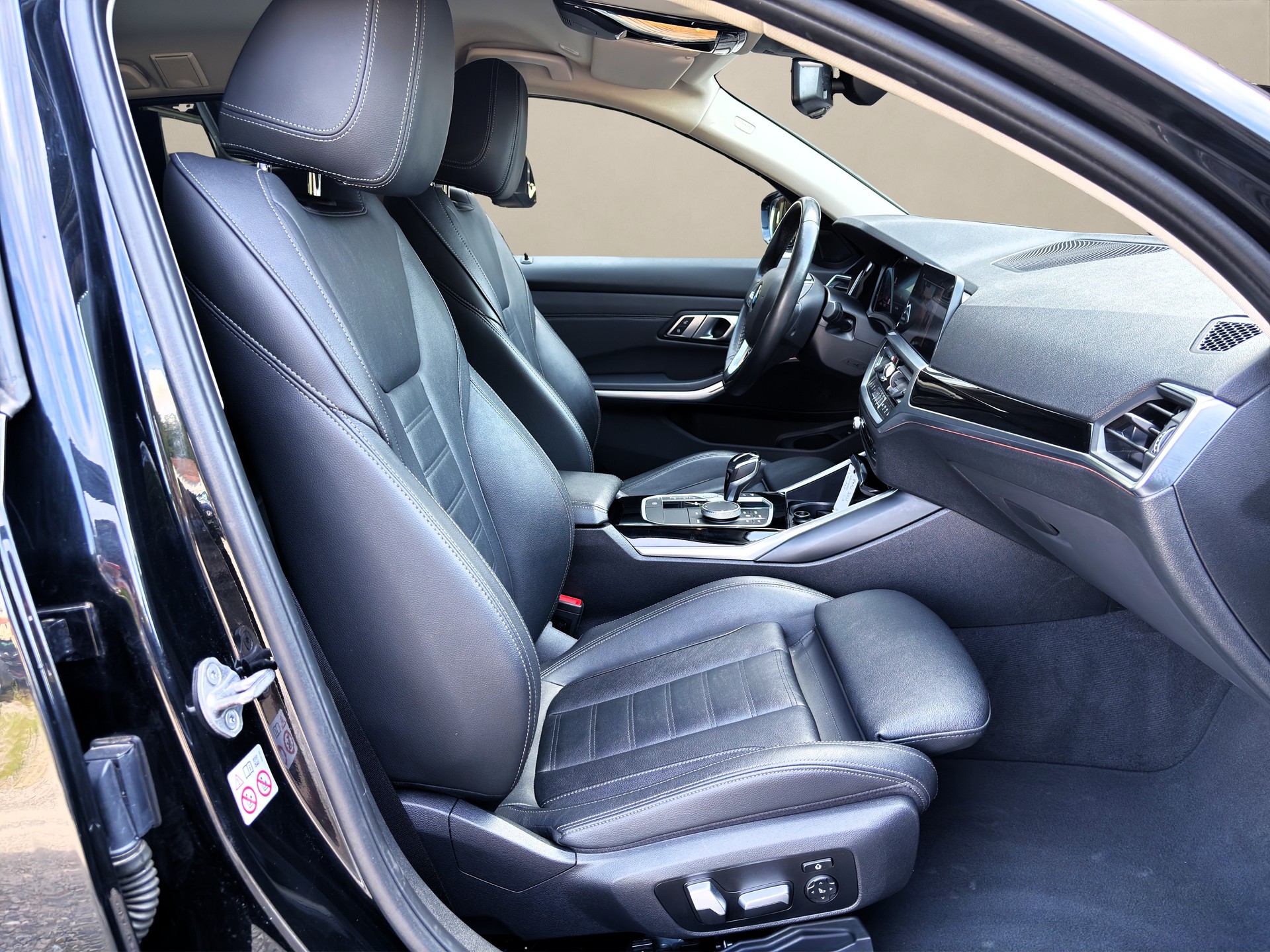 BMW 320d xDrive 48V Touring ❗Sport Line ❗Steptronic-image-8