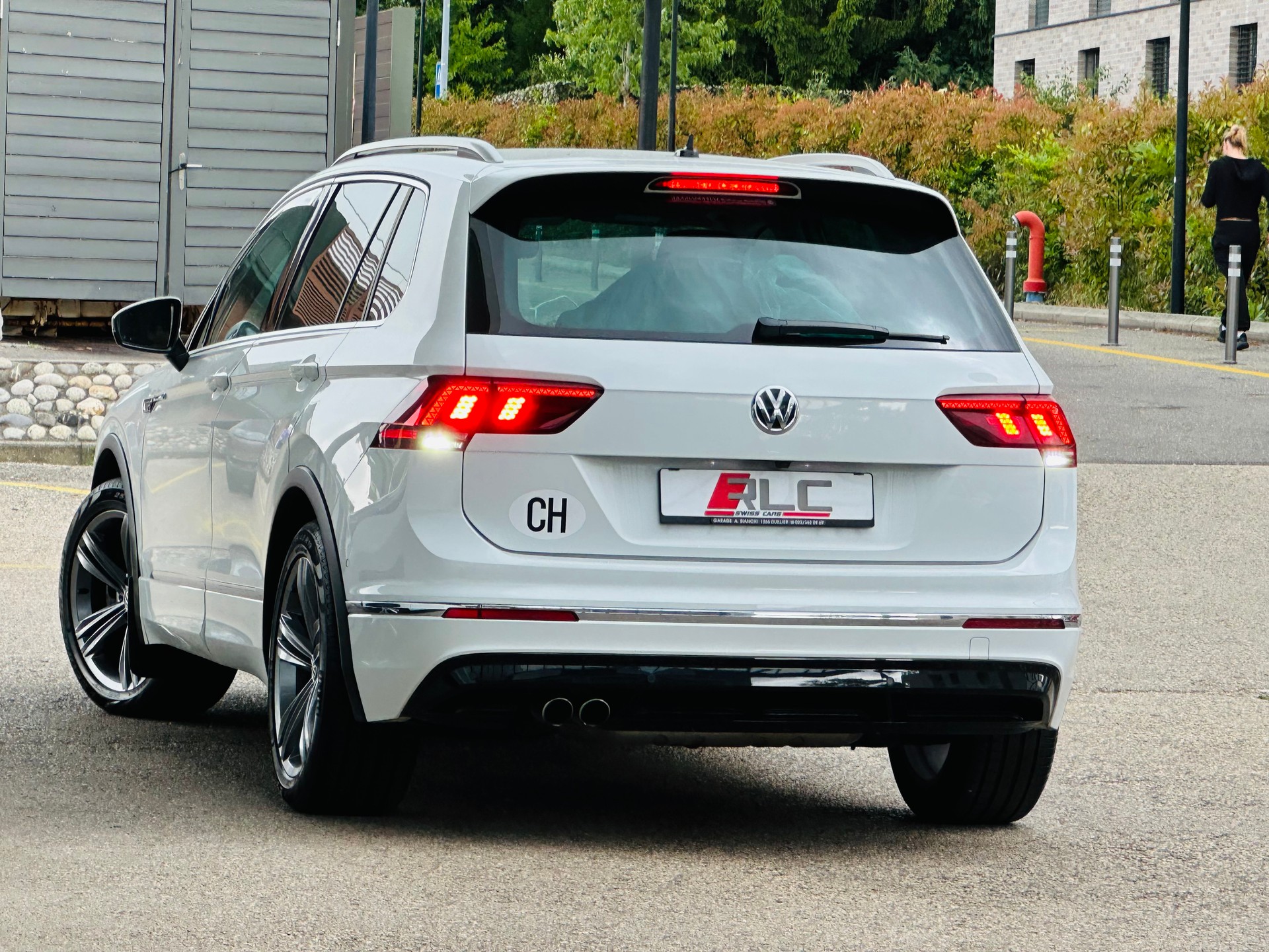 VW Tiguan 2.0TSI Highline 4Motion DSG-image-10