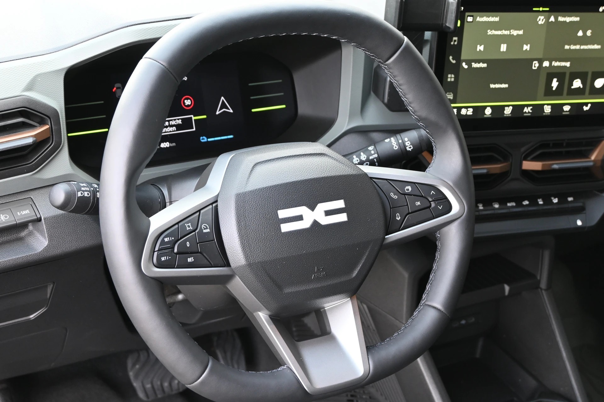DACIA Duster 1.6 HEV 140 Extreme Automat (Werksgarantie 07.2028)-image-15
