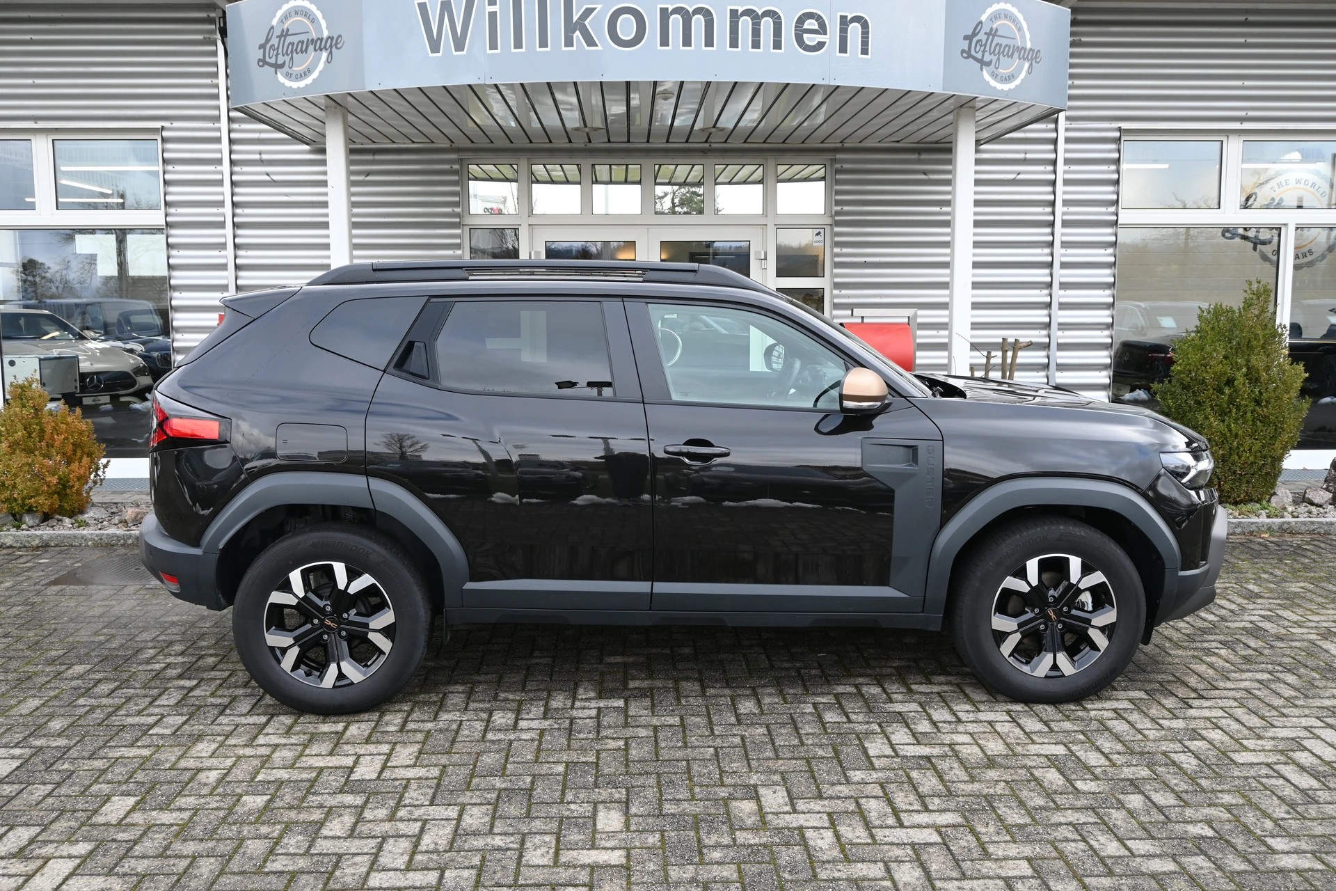 DACIA Duster 1.6 HEV 140 Extreme Automat (Werksgarantie 07.2028)-image-5
