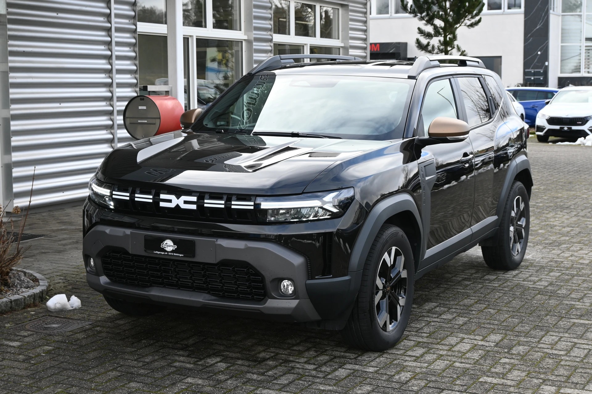 DACIA Duster 1.6 HEV 140 Extreme Automat (Werksgarantie 07.2028)-showroom-element-1