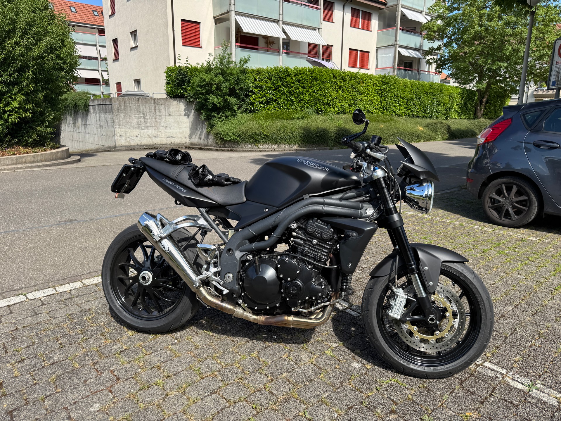 TRIUMPH Speed Triple 1050-image-1