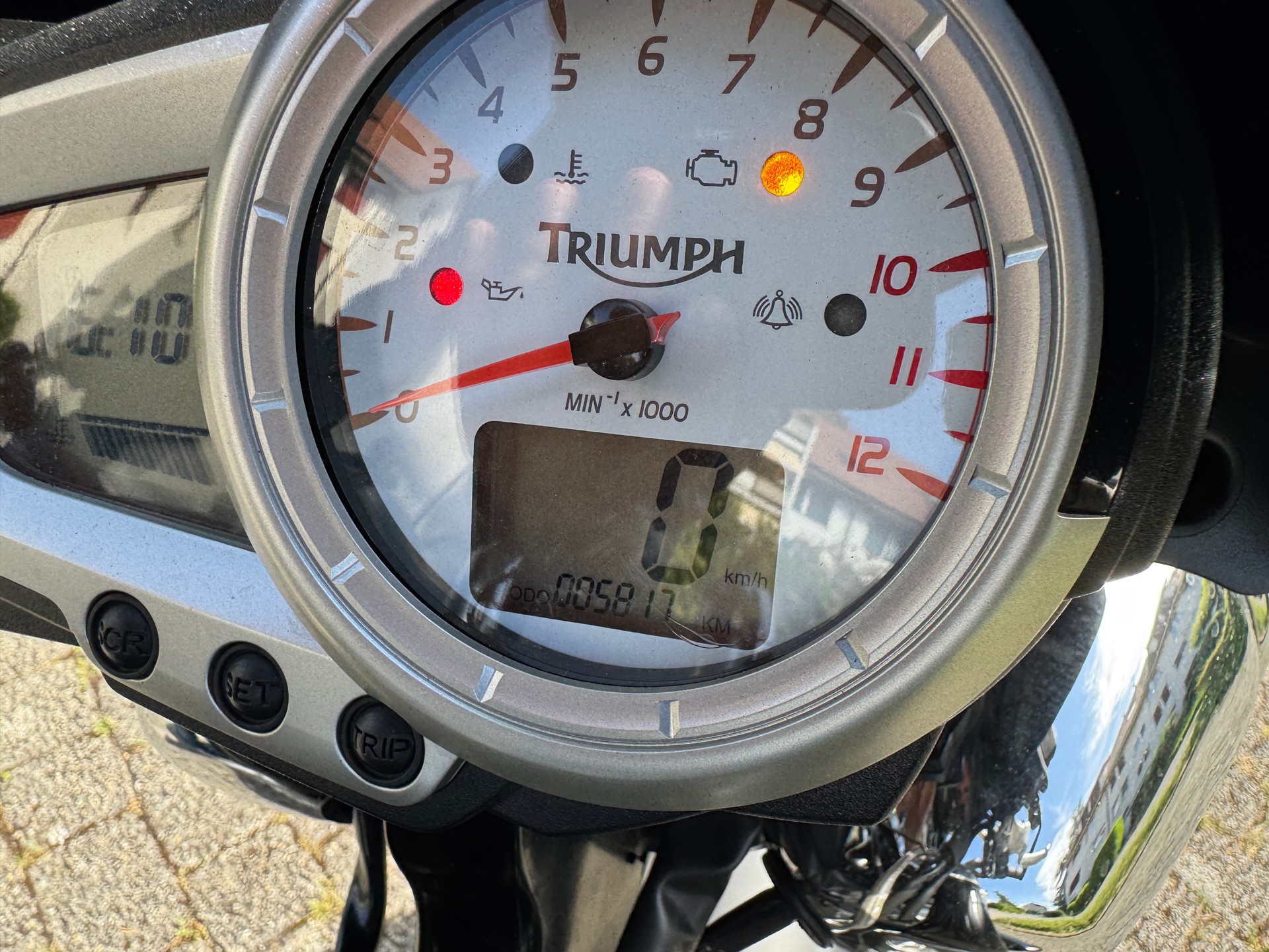 TRIUMPH Speed Triple 1050-image-7
