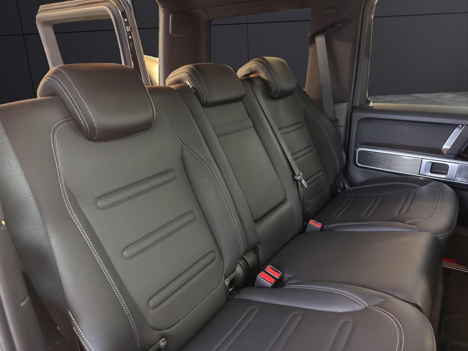 MERCEDES-BENZ G 400 d-image-13
