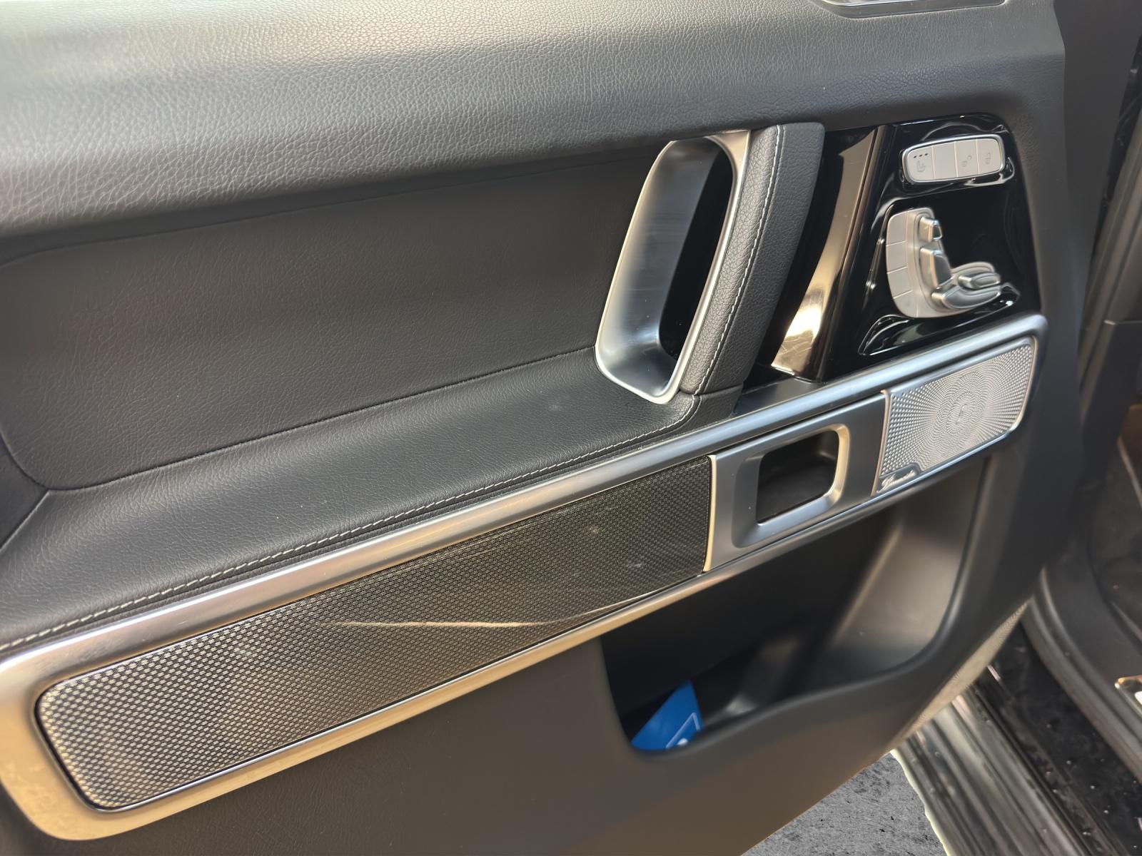 MERCEDES-BENZ G 400 d-image-9