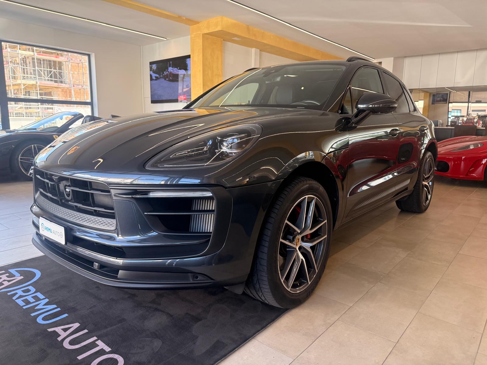 PORSCHE Macan S PDK-image-9